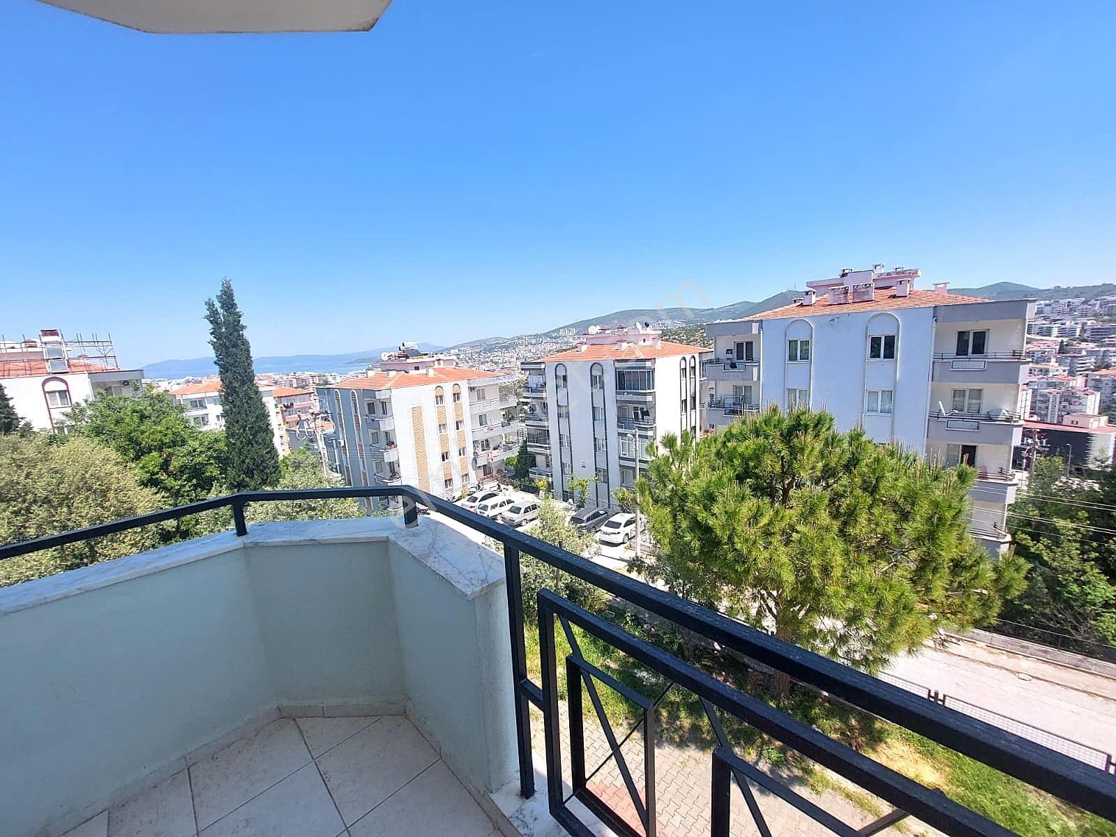 Kuşadası Kadınlar Denizi'nde Deniz Manz 2+1 Eşyalı Satılık Daire - Görsel 18