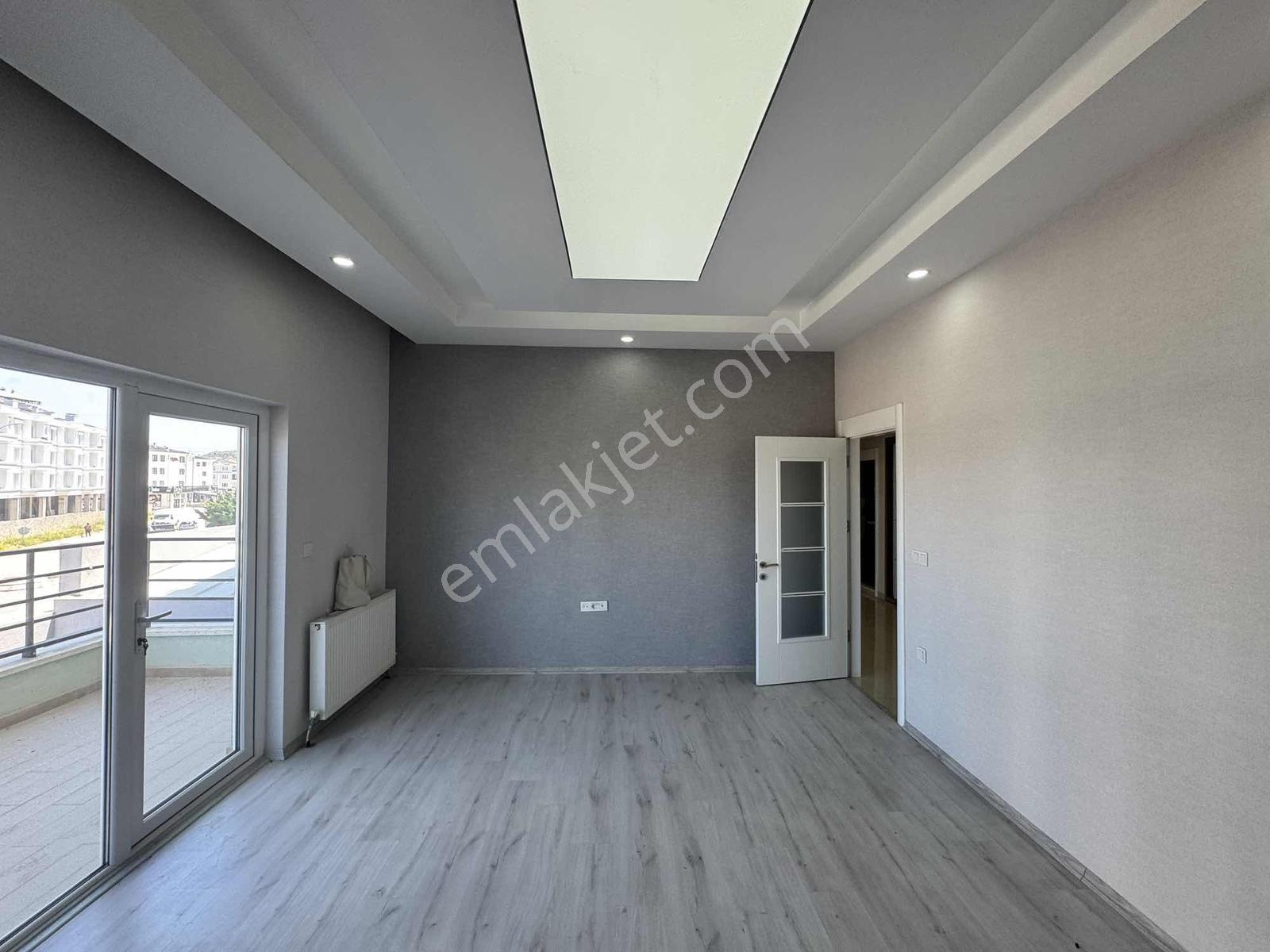Sağlam Emlaktan Selçukluda Kiralık 2+1 Daire - Görsel 2