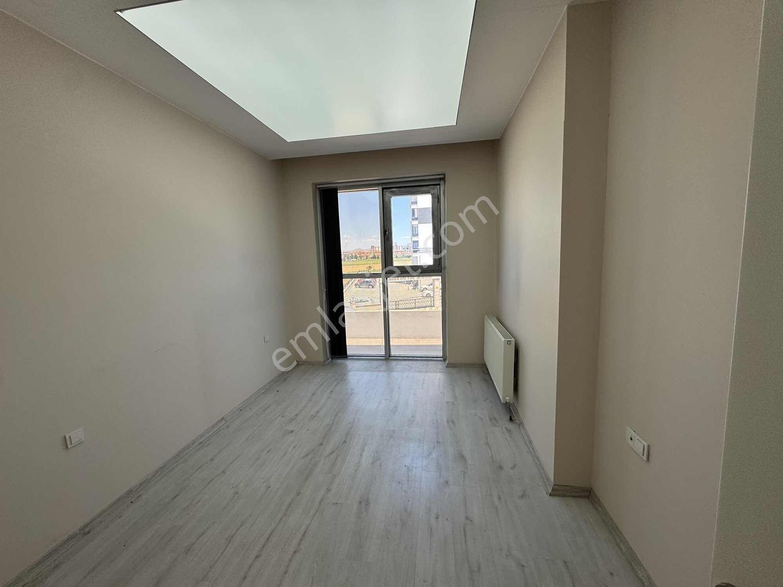 Sağlam Emlaktan Selçukluda Kiralık 2+1 Daire - Görsel 9