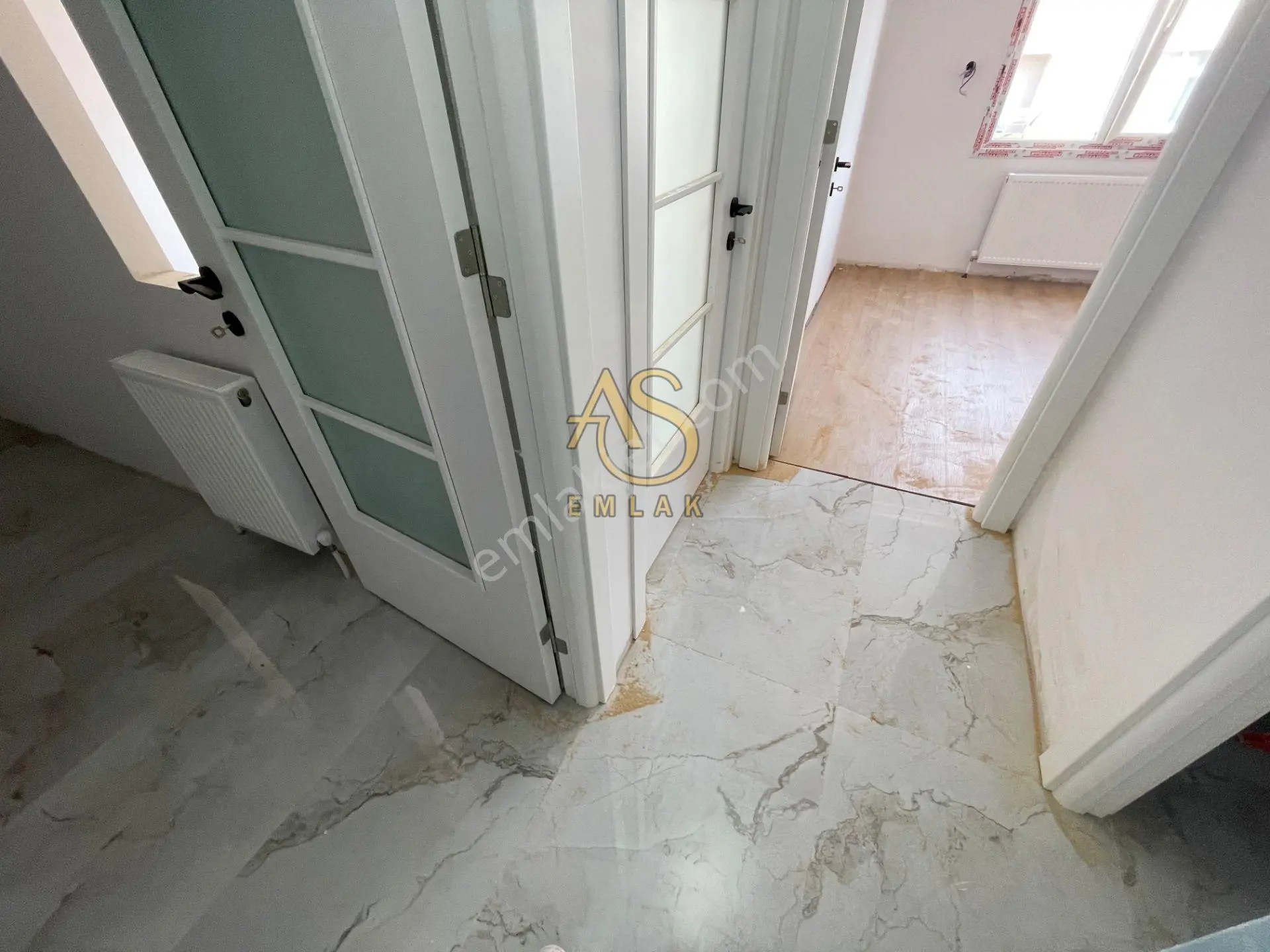 As Emlaktan 2+1 Yeni Bina Nevçarşı Avm Üst Kısmı Otoparklı Daire - Görsel 5