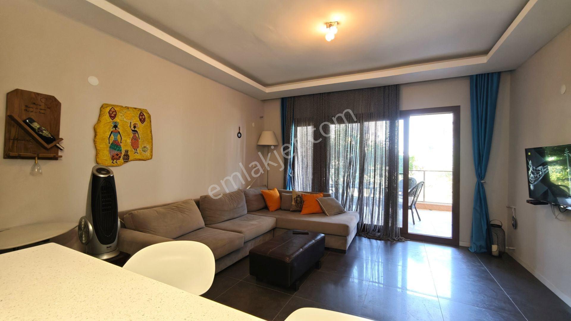 Kuşadası Değirmendere 'de Satılık 2+1 Bahçe Katı Daire - Görsel 26