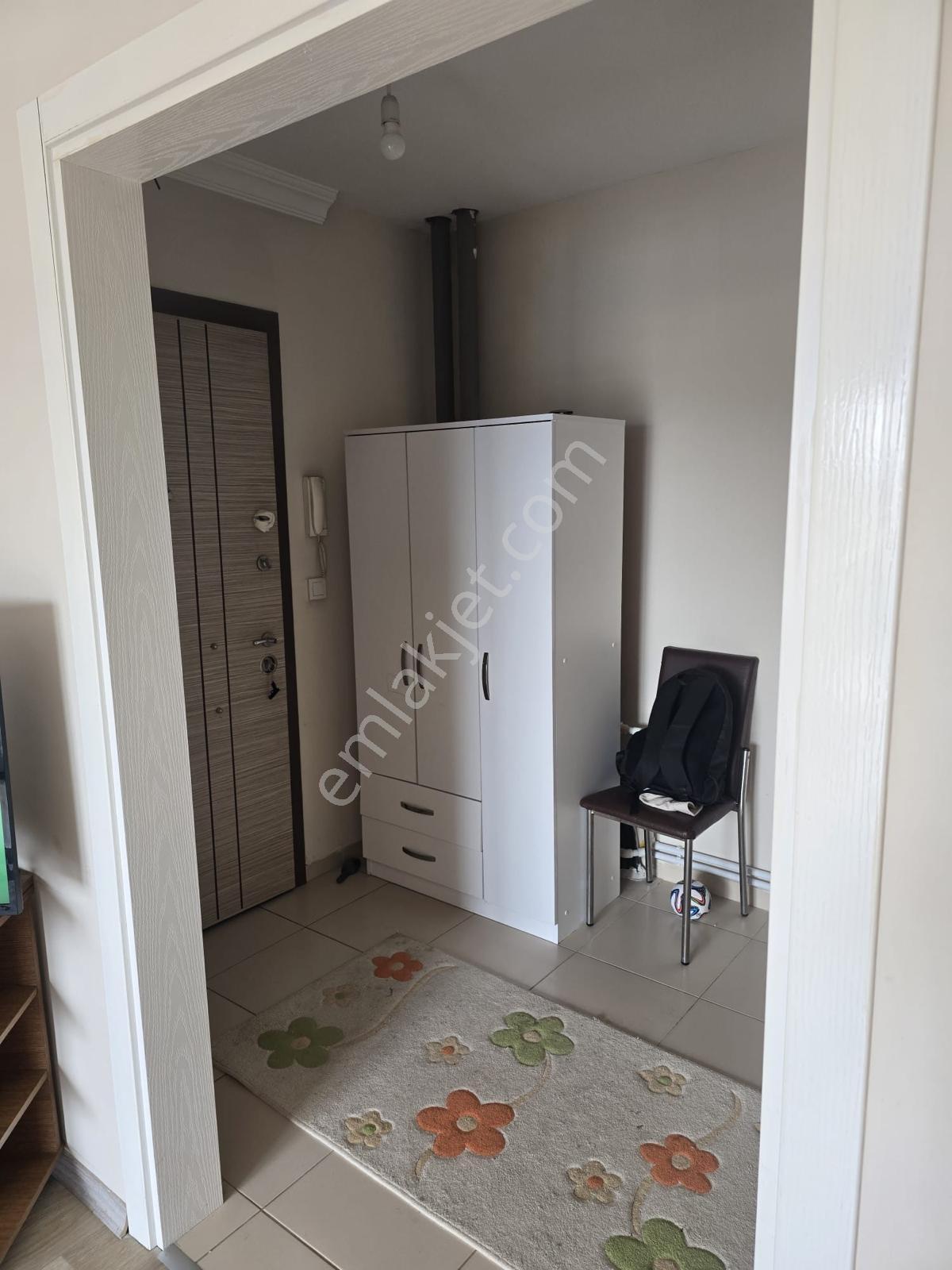 Ege Emlak'tan Cumhuriyet Sitesinde Ara Kat Kiralık Eşyalı 2+1 - Görsel 17