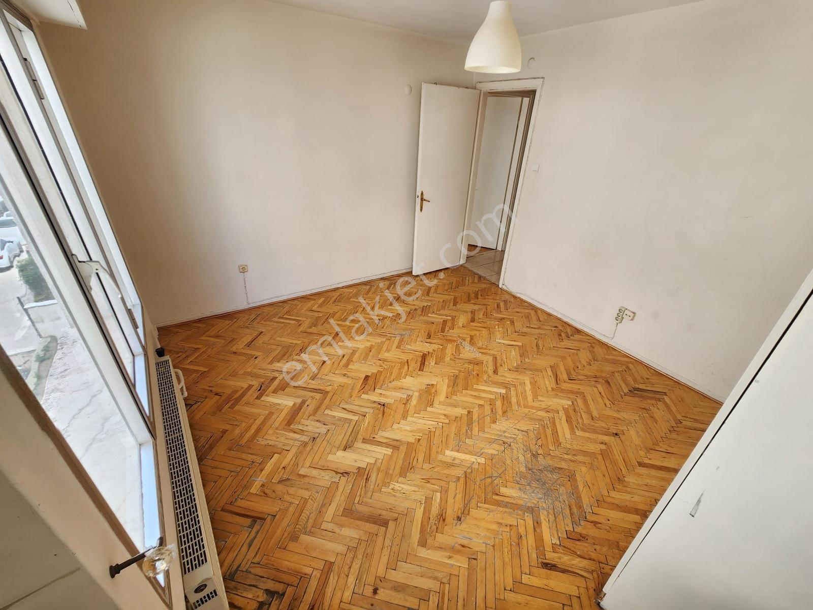 Bostanlı'da Kiralık 3+1 Daire, Merkez Konum, 120m² - Görsel 24
