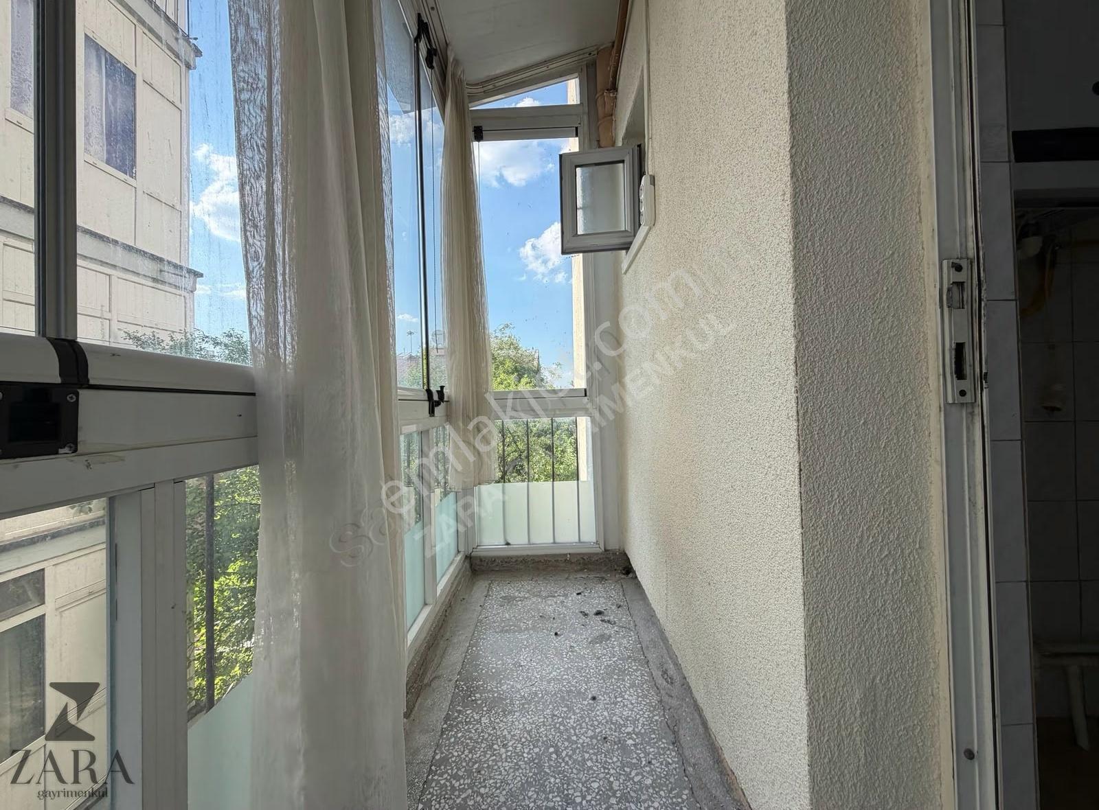 Zara | Tıp Fakültesi Cd. Yakını Ara Kat Ön Cephe 3+1 125m² Daire - Görsel 22