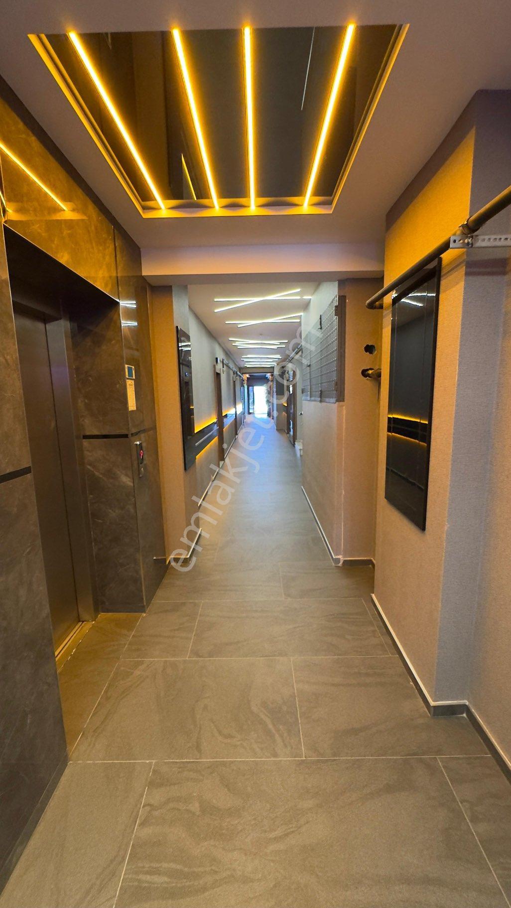 İkiçeşmelikte Havuzlu Sitede Eşyalı 1+1 Kiralık Daire - Görsel 10