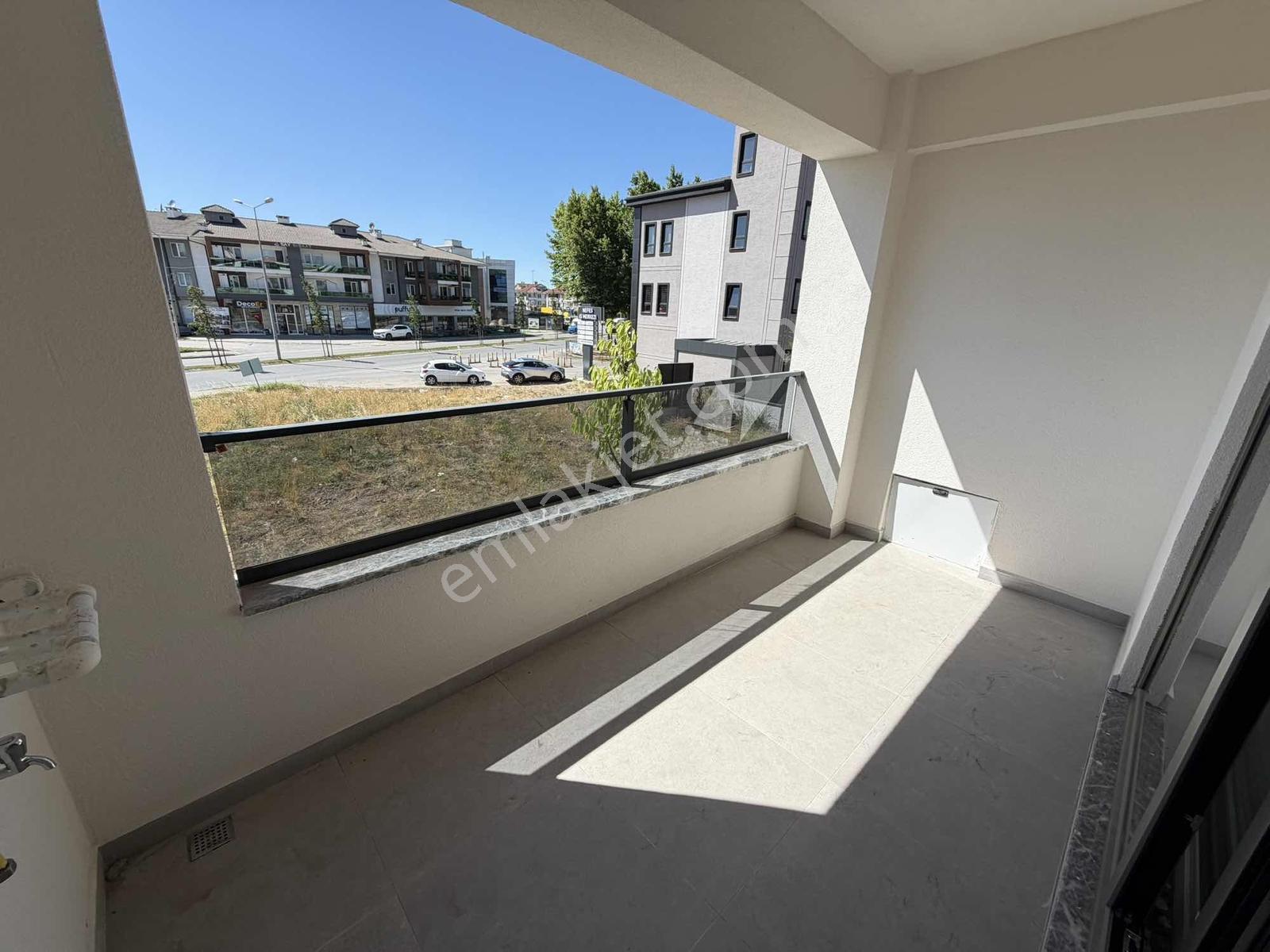 Ömer İnan Remax Hür Köprübaşı Mah. 3+1 Satılık Sıfır Daire - Görsel 2