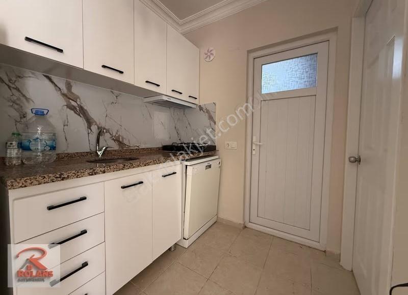 Çiftlikköy'de Site İçerisinde 1+1 Eşyalı Kiralık - Görsel 6