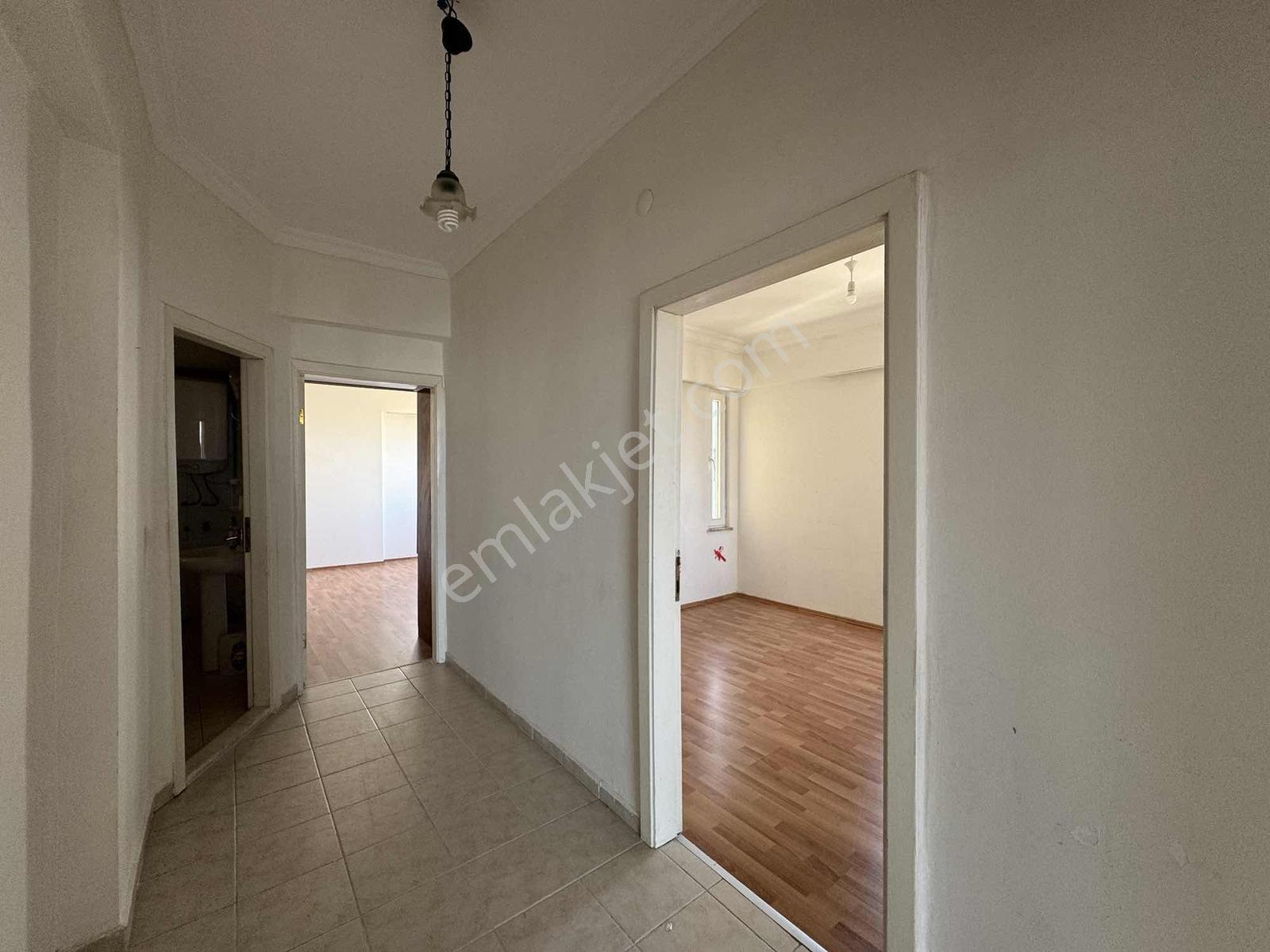 Örnekköy Merkezi Konum Deniz Manzaralı Kiralık Arakat 2+1 Daire! - Görsel 22