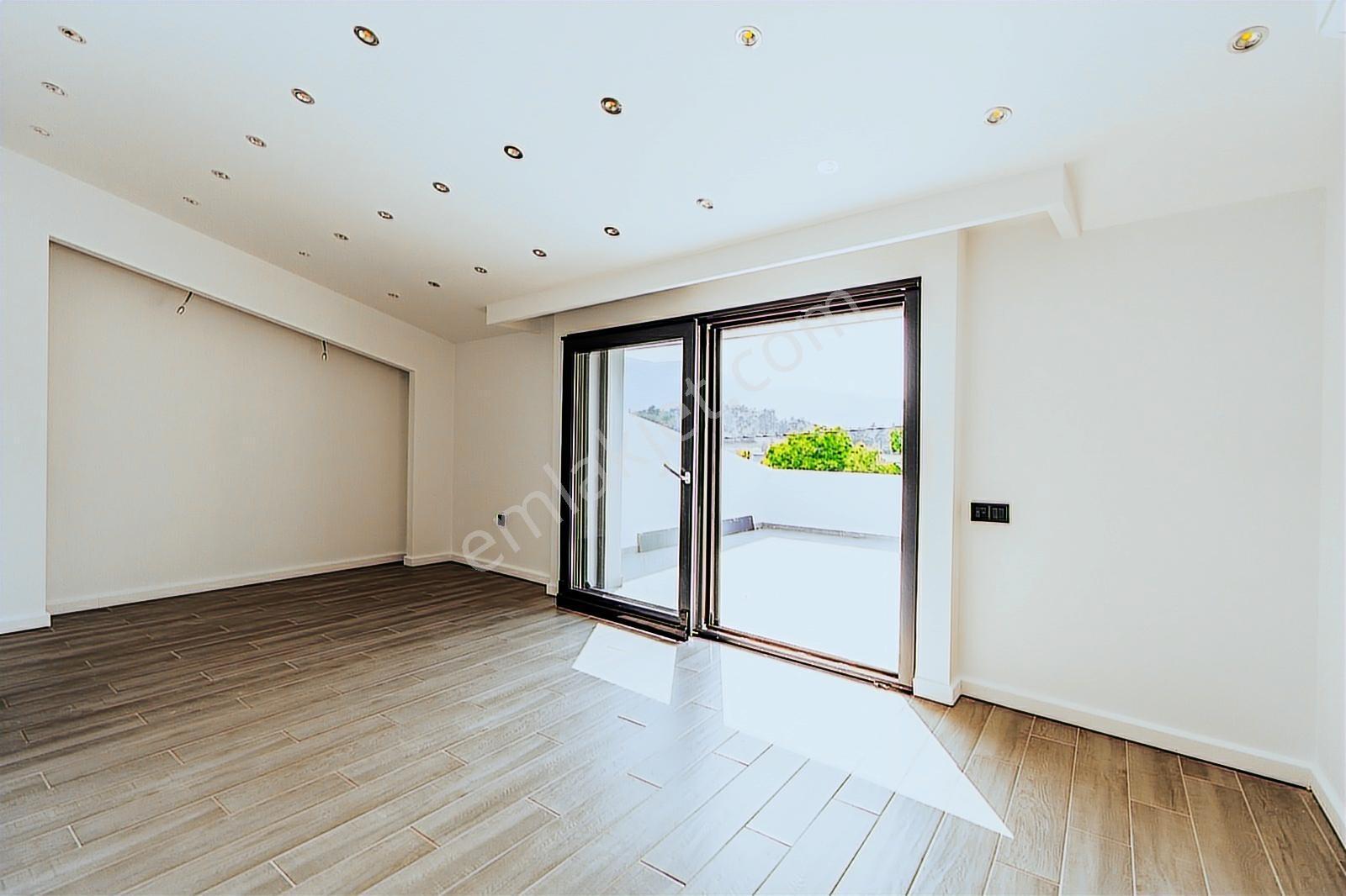 Kemalpaşa Yukarıkızılca Satılık 350 M2 Müstakil 5+1 Villa - Görsel 19