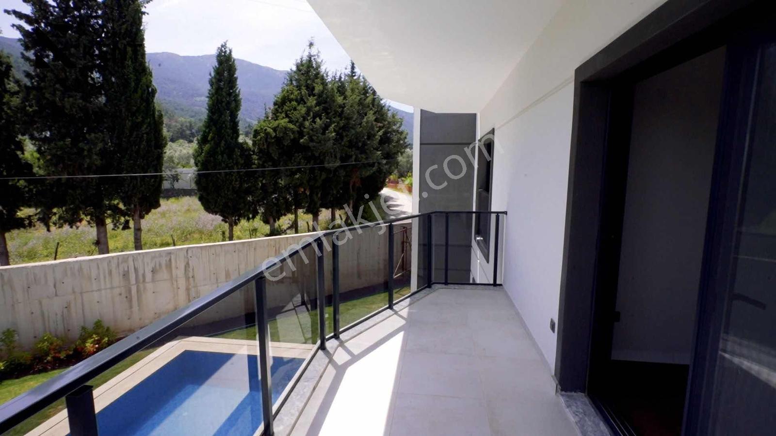 Kemalpaşa Kızılüzüm Kiralık 620 M2 7+1 Villa - Görsel 20