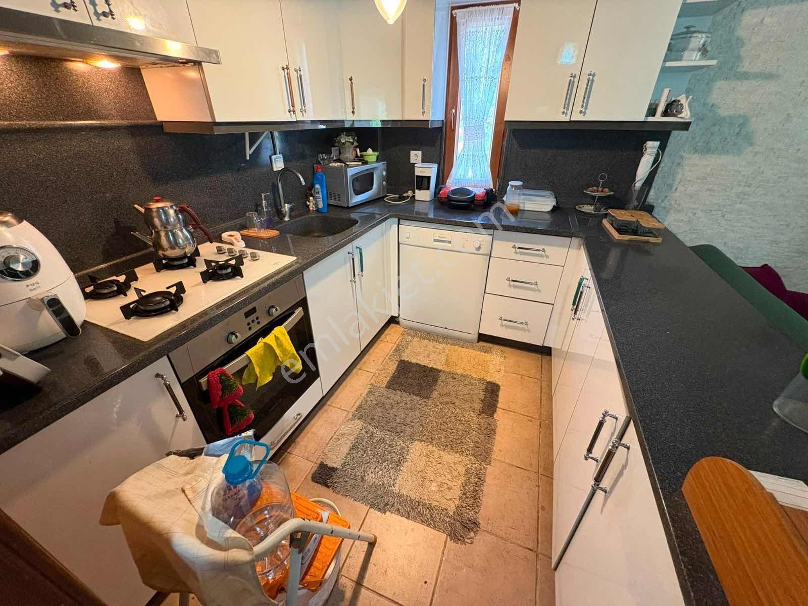 Sarımsaklı Tuzlada 2 Villalık Arsalı Satılık Tripleks Villa - Görsel 15