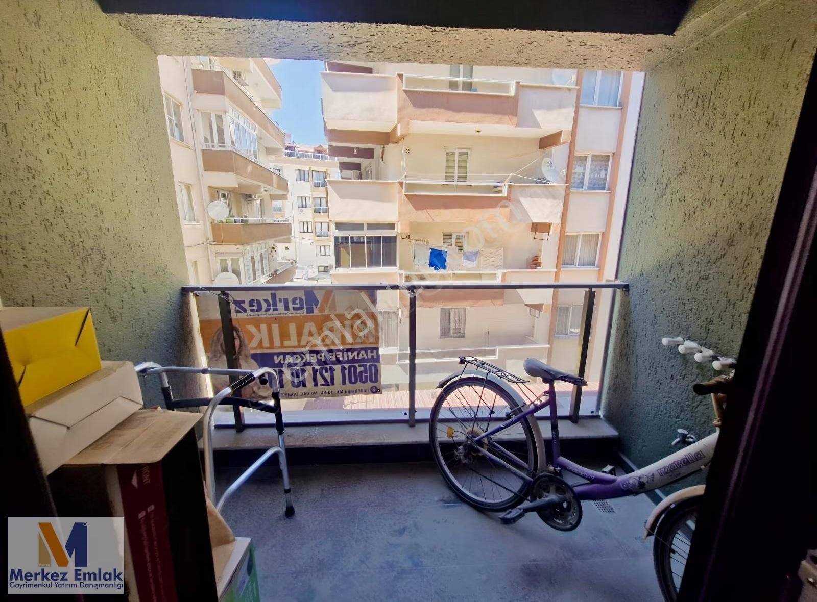 Dikili'de Site İçi, Havuzlu, Full Eşyalı Kiralık 1+1 Daire - Görsel 10