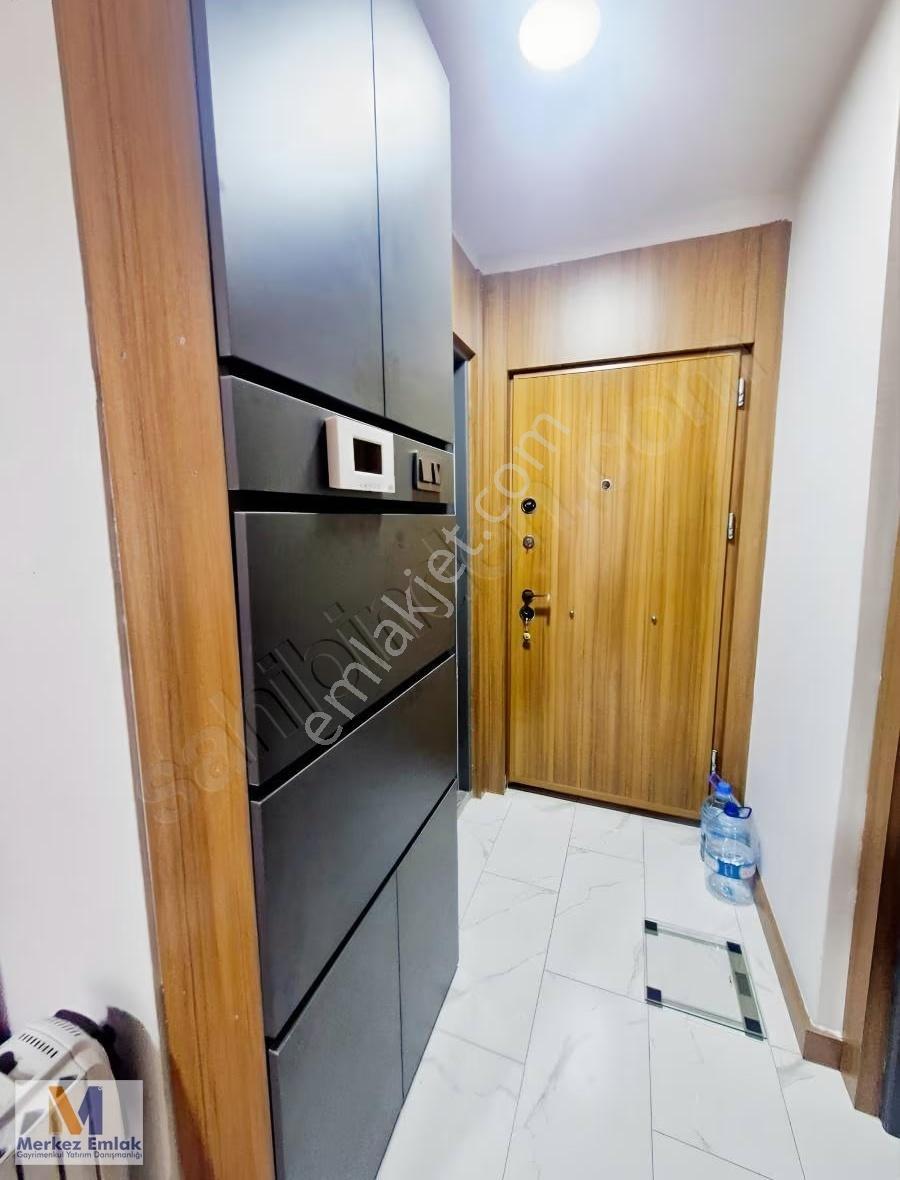 Dikili'de Site İçi, Havuzlu, Full Eşyalı Kiralık 1+1 Daire - Görsel 7