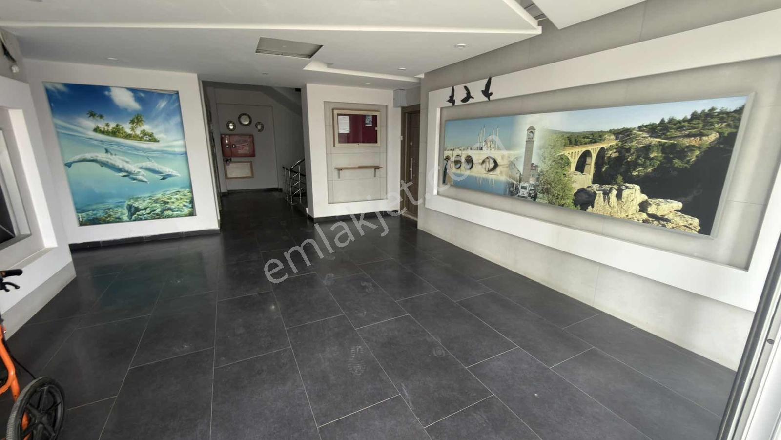 5+1 Güvenlikli Site İçerisinde Merkezi Konumda Kiralık - Görsel 13