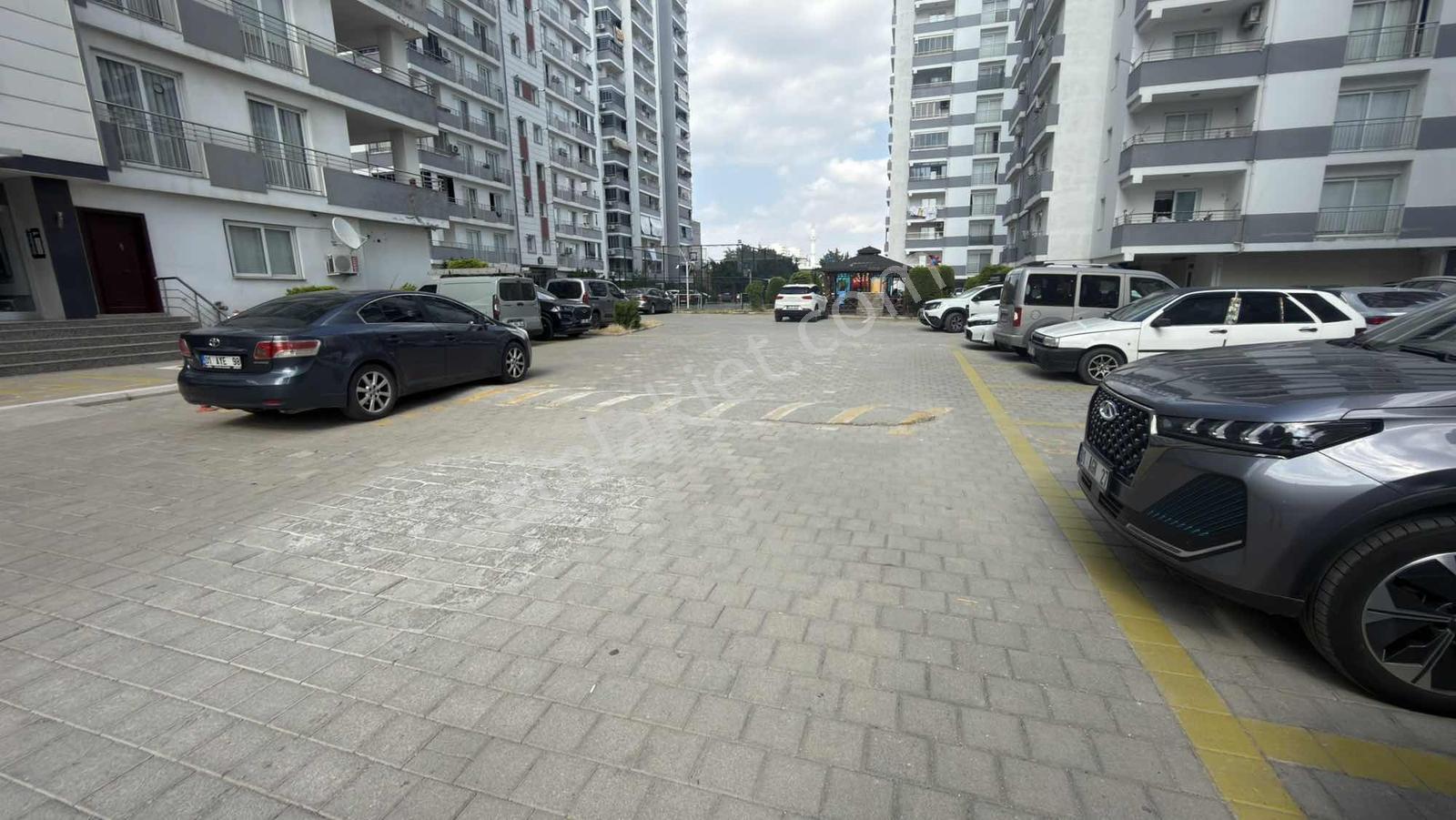 5+1 Güvenlikli Site İçerisinde Merkezi Konumda Kiralık - Görsel 22