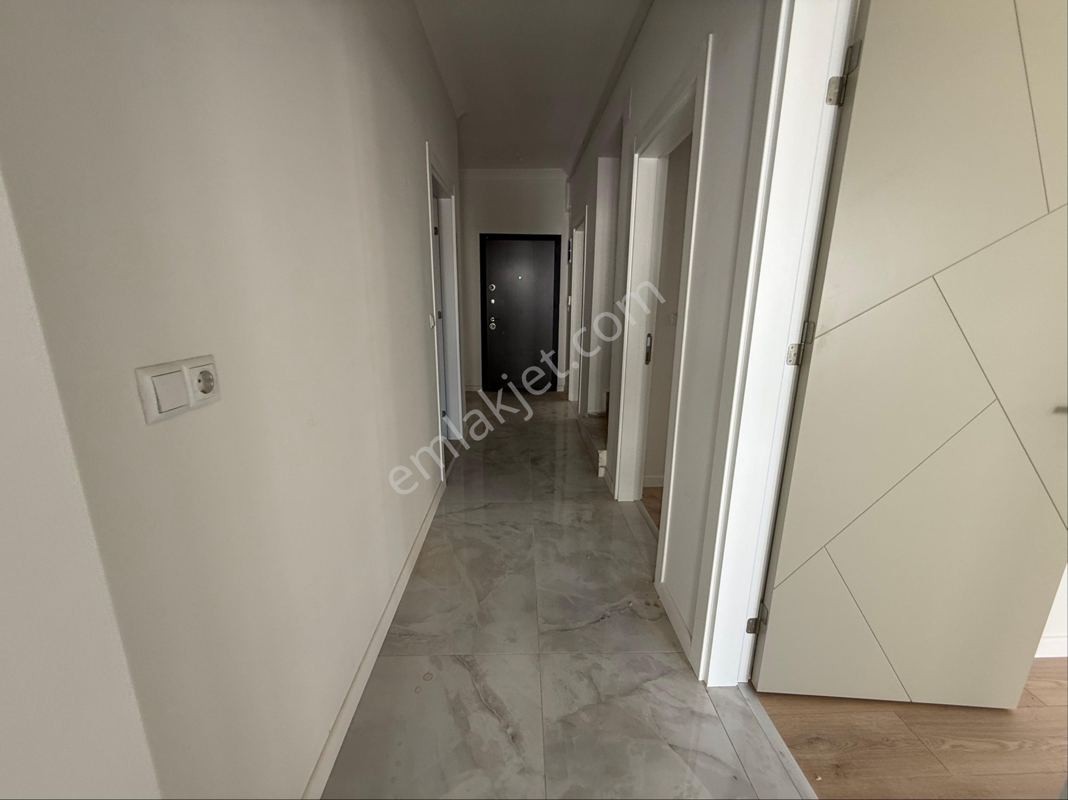 Akhisar Reşatbey’de Asansörlü Satılık Yerden Isıtmalı 3+1 Sıfır Dublex Daire - Görsel 10