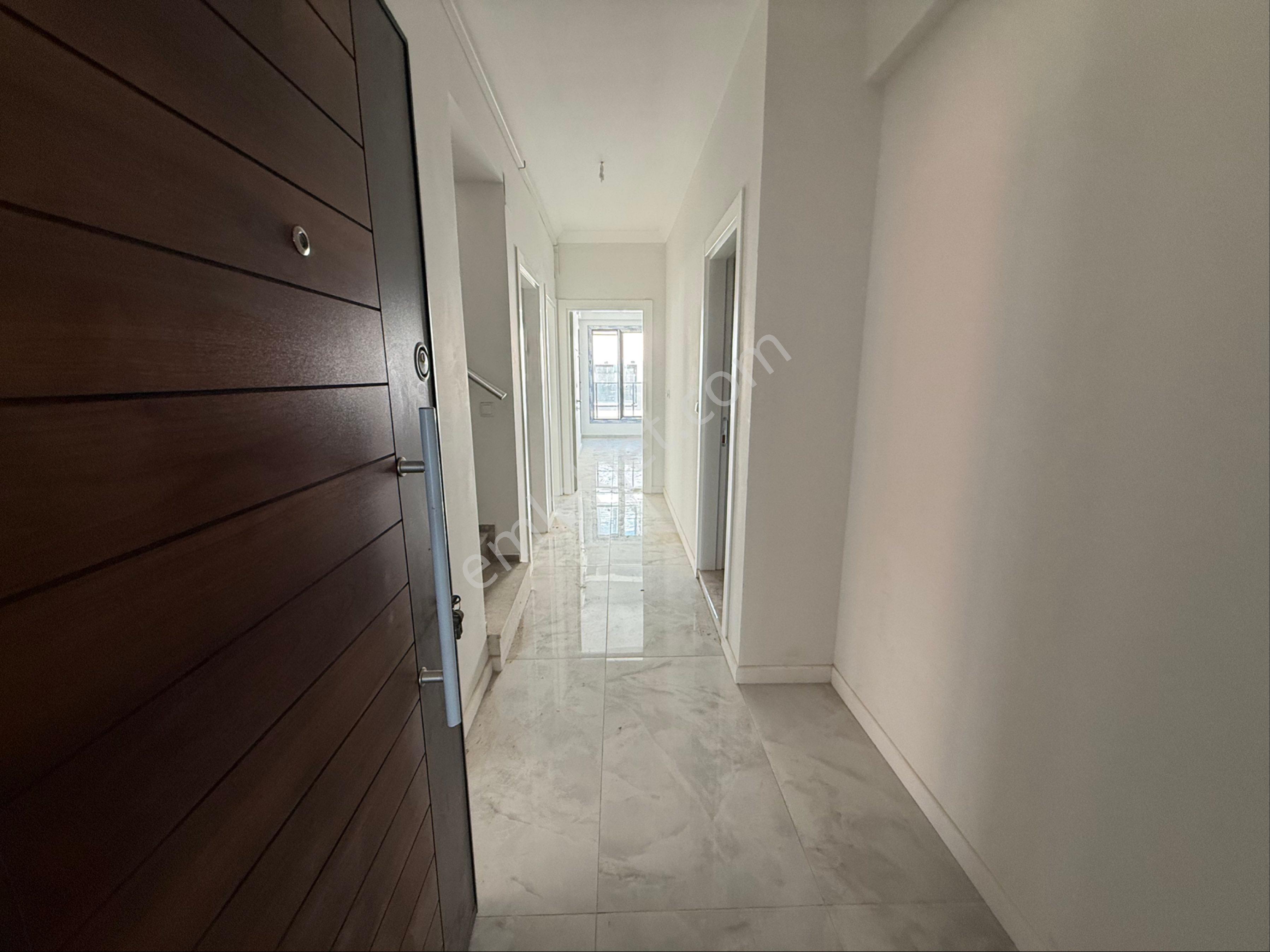Akhisar Reşatbey’de Asansörlü Satılık Yerden Isıtmalı 3+1 Sıfır Dublex Daire - Görsel 11