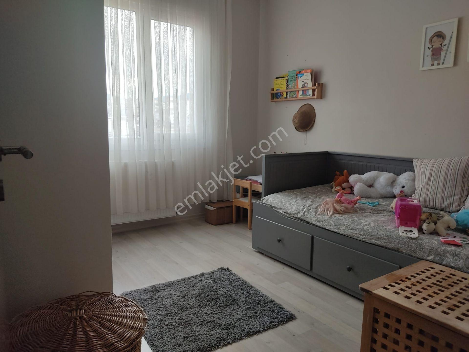 Oryaştan Ataşehir İnönüde 125m2 3+1 Satılık Arakat Daire - Görsel 17