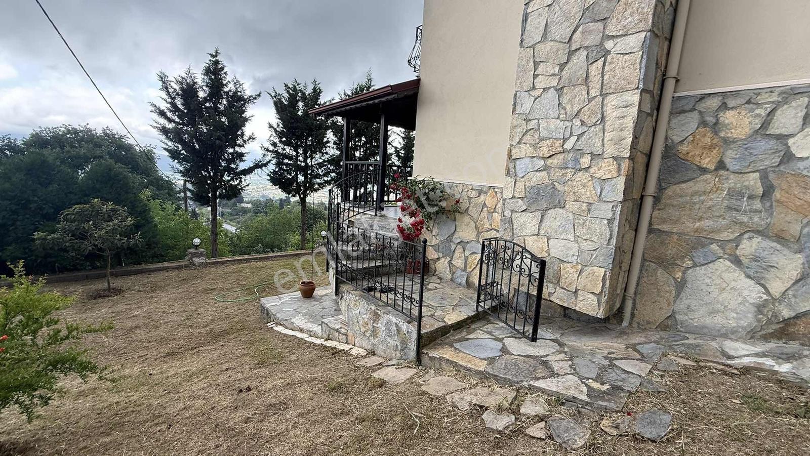 Rota'dan Karamürsel'de Emsalsiz Güzellikte Sıfır Ayarında Villa! - Görsel 2
