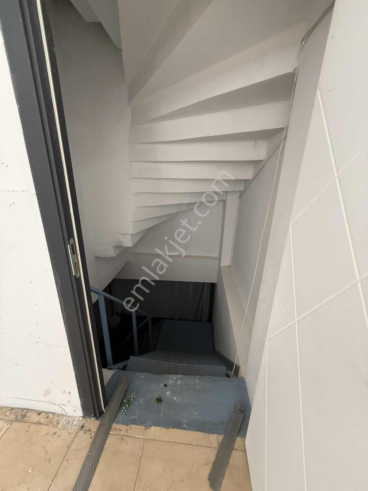 Tekirdağ Çerkezköy G.mk Mahallesi'nde Kiralık Dükkan 300 M2 - Görsel 6