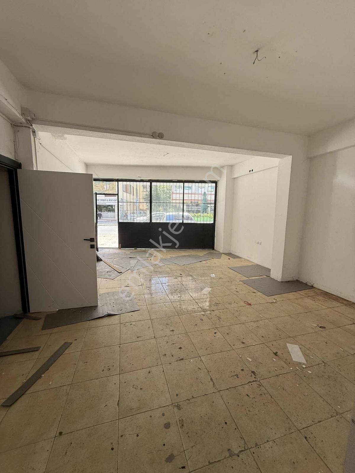 Tekirdağ Çerkezköy G.mk Mahallesi'nde Kiralık Dükkan 300 M2 - Görsel 5