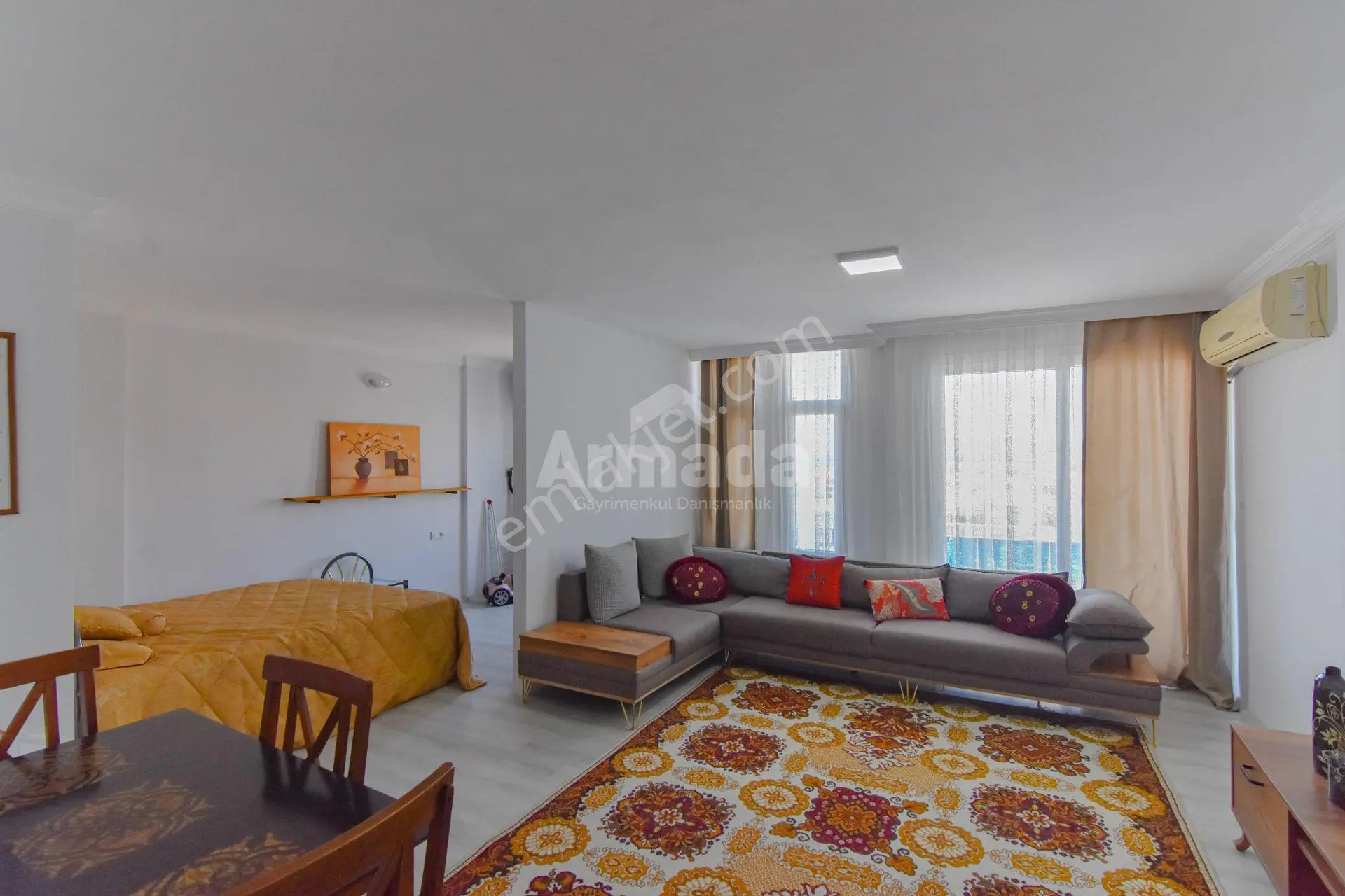 Kuşadası Çevreyolu Üzerinde Deniz Manzaralı Tam Eşyalı Daire - Görsel 2
