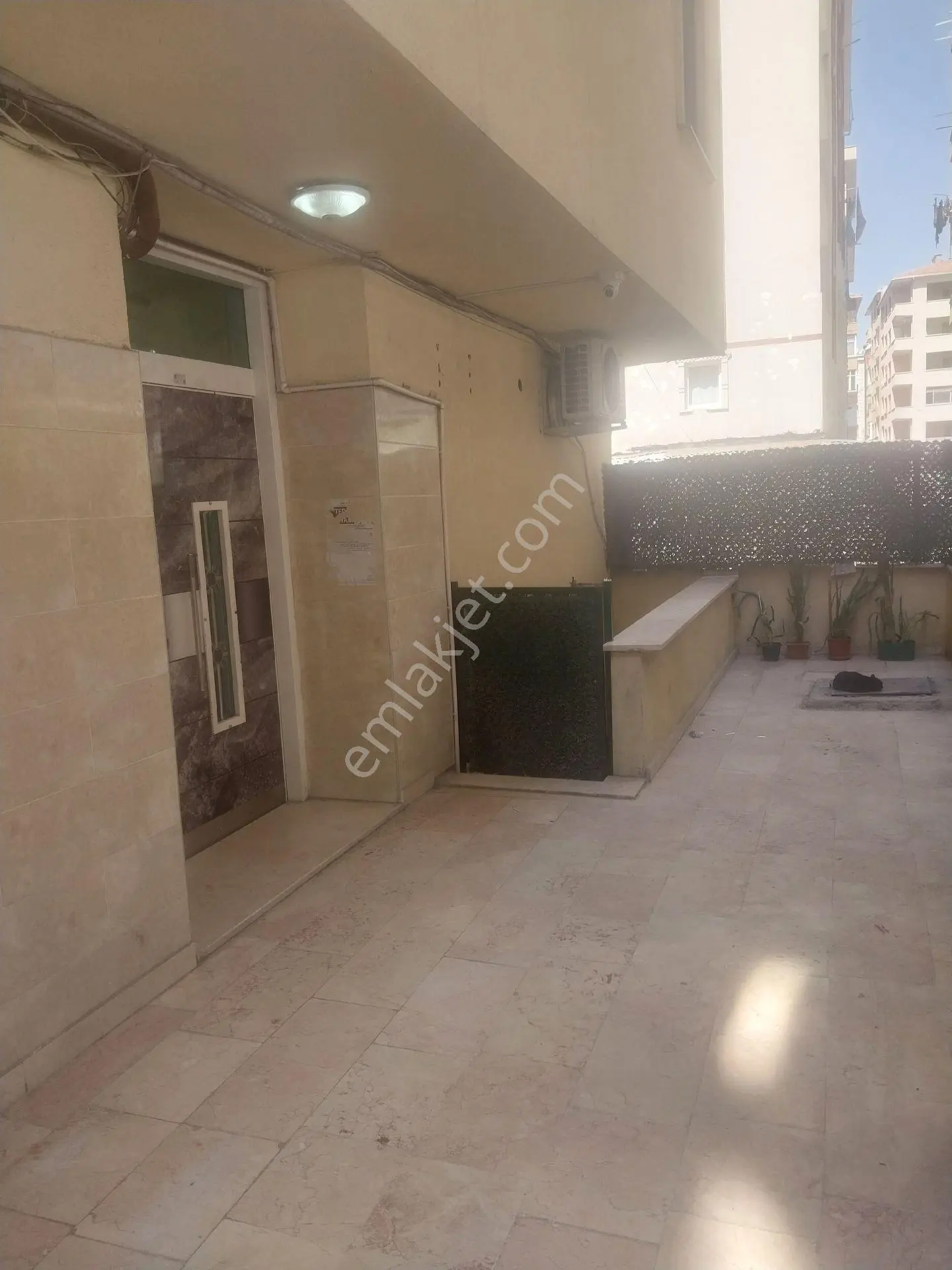 Bahçelievler Yaylada Merkez Konumda Kiralık 3+1 - Görsel 16