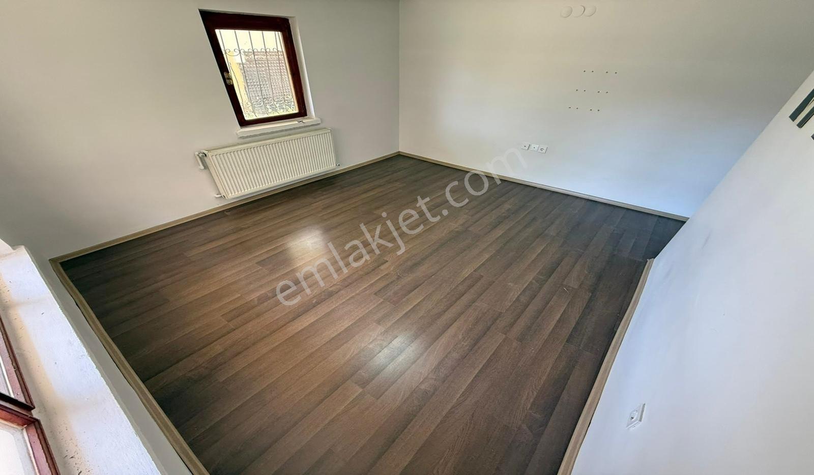 Bademlik Cadde Yakını 3+1 Yüksek Giriş Ön Cephe Full Yapılı - Görsel 19