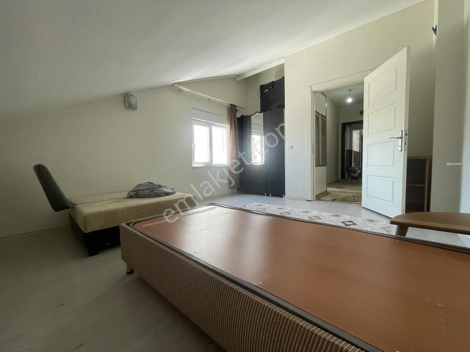 Cadde Üstü Full Eşyalı Teraslı Asansörlü 3+1 Kiralık Daire - Görsel 14