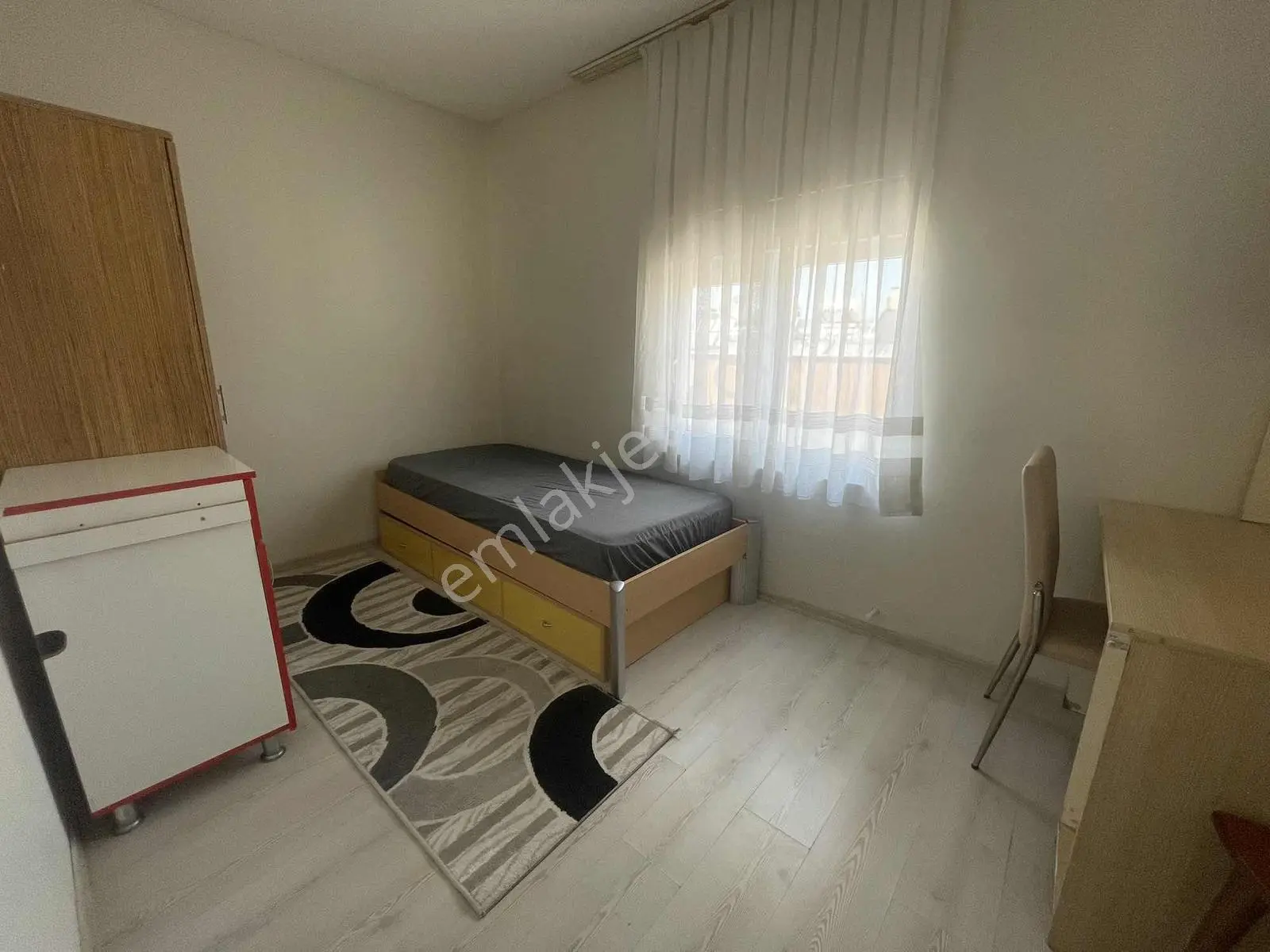 Cadde Üstü Full Eşyalı Teraslı Asansörlü 3+1 Kiralık Daire - Görsel 31