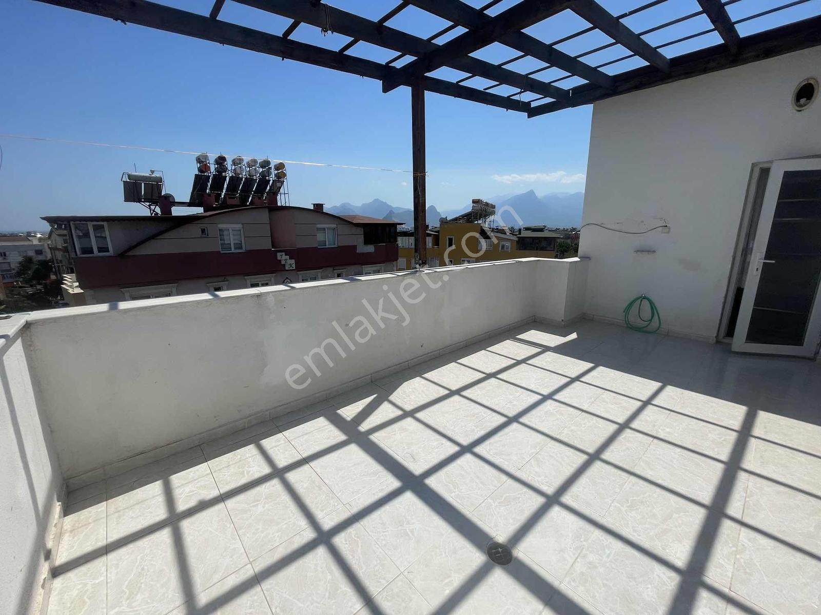 Cadde Üstü Full Eşyalı Teraslı Asansörlü 3+1 Kiralık Daire - Görsel 10