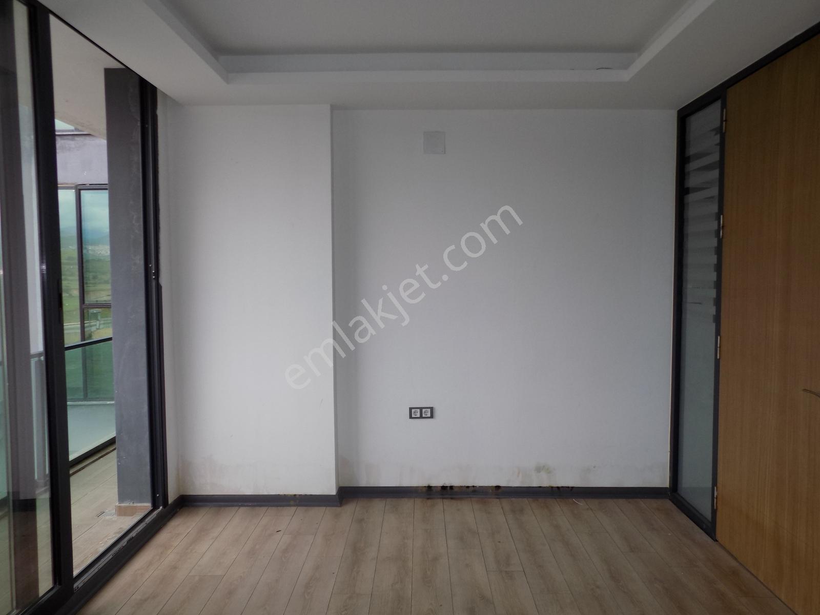 34. Cadde Üzeri Üniversite Hastanesi Karşısı Geniş 3+1 Ofis - Görsel 6