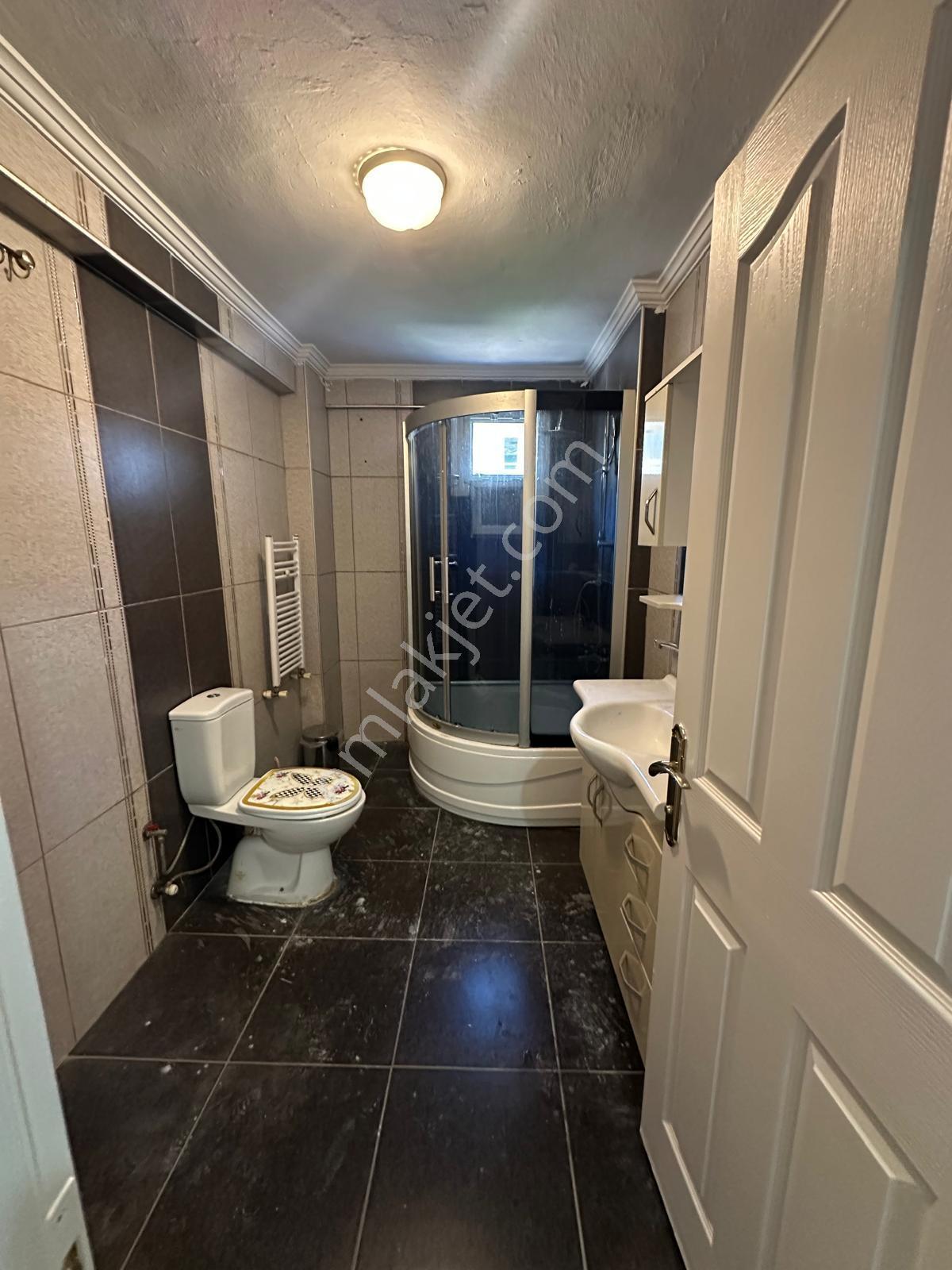 Ata Emlak'tan Bahçelievler'de 3+1 Boş Kiralık Daire - Görsel 8