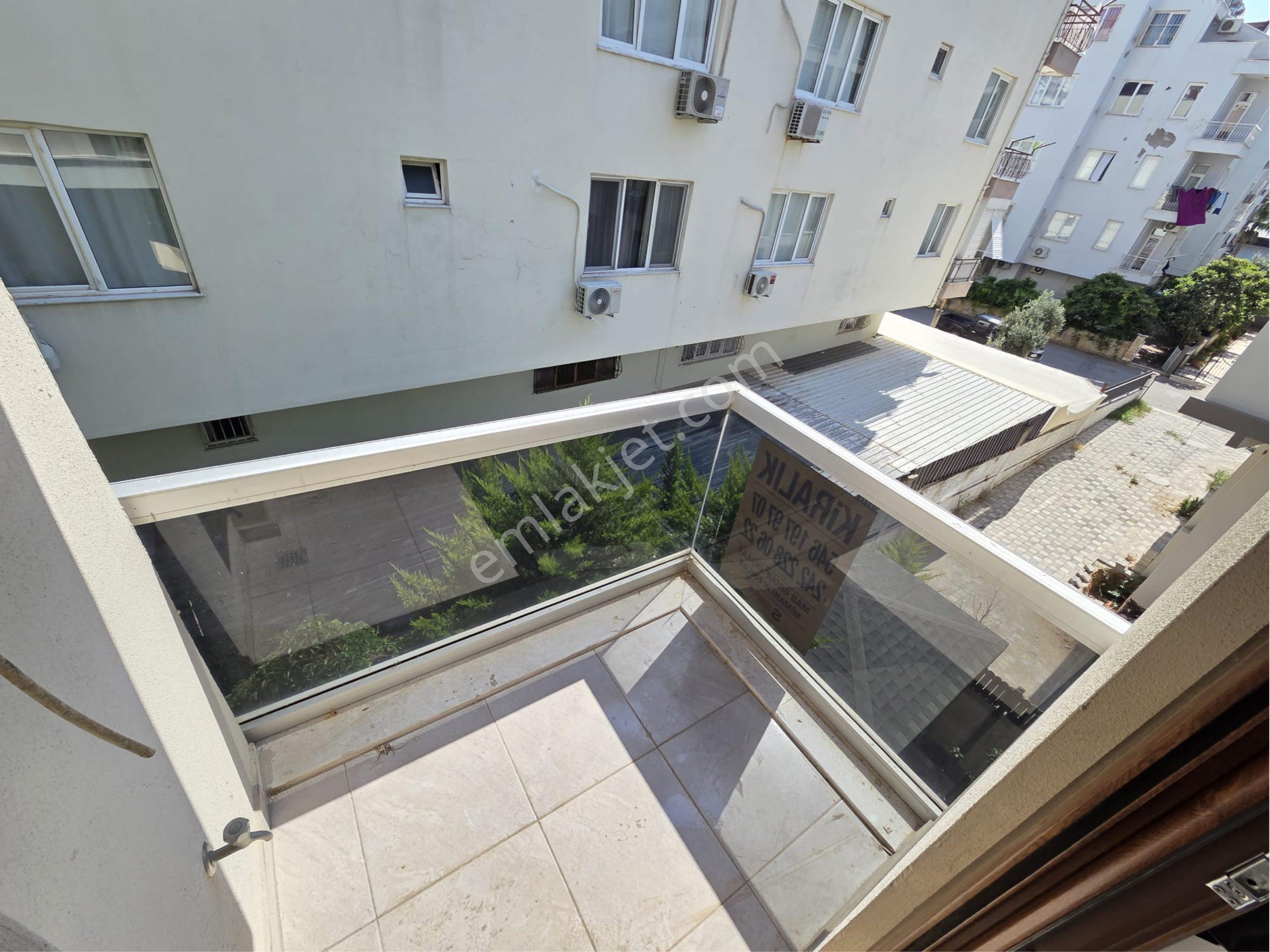 Antalya Konyaaltı Pınarbaşı Mahallesinde Doğalgaz Kombili 2+1 Daire - Görsel 26