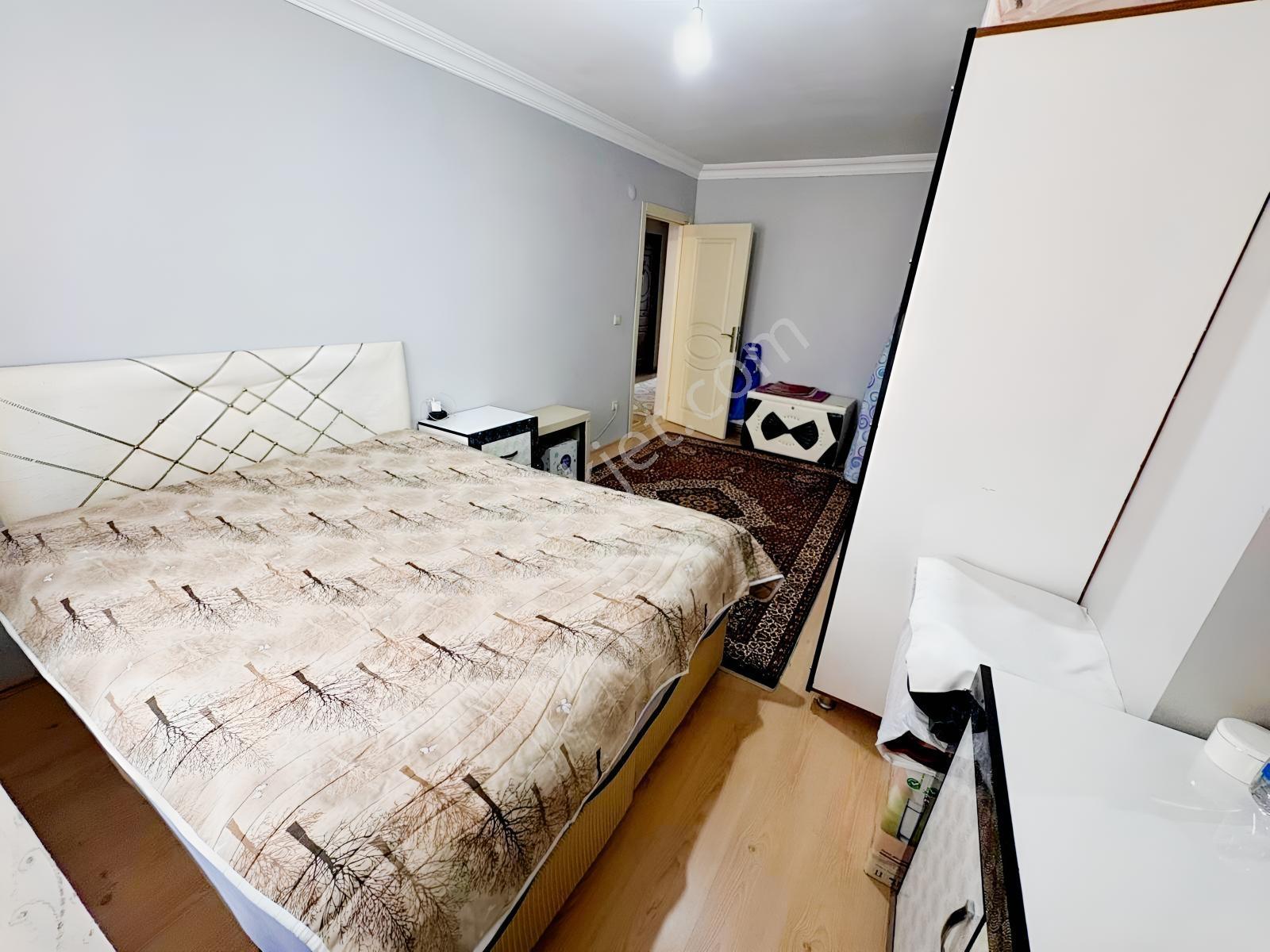 Alban'dan Kör Odasız Metrobüsün Dibi 105m² 2+1 Satılık Daire !!! - Görsel 12