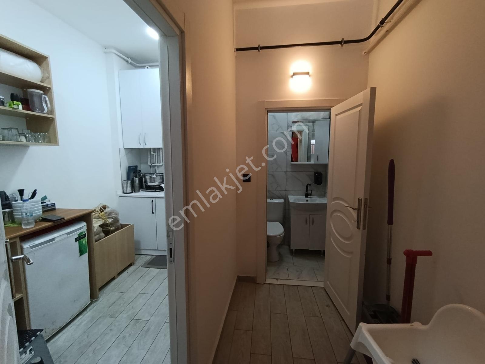 Balıkesir Teknik Lise Caddesi'nde Devren Kiralık Kumpir / Cafe - Görsel 8