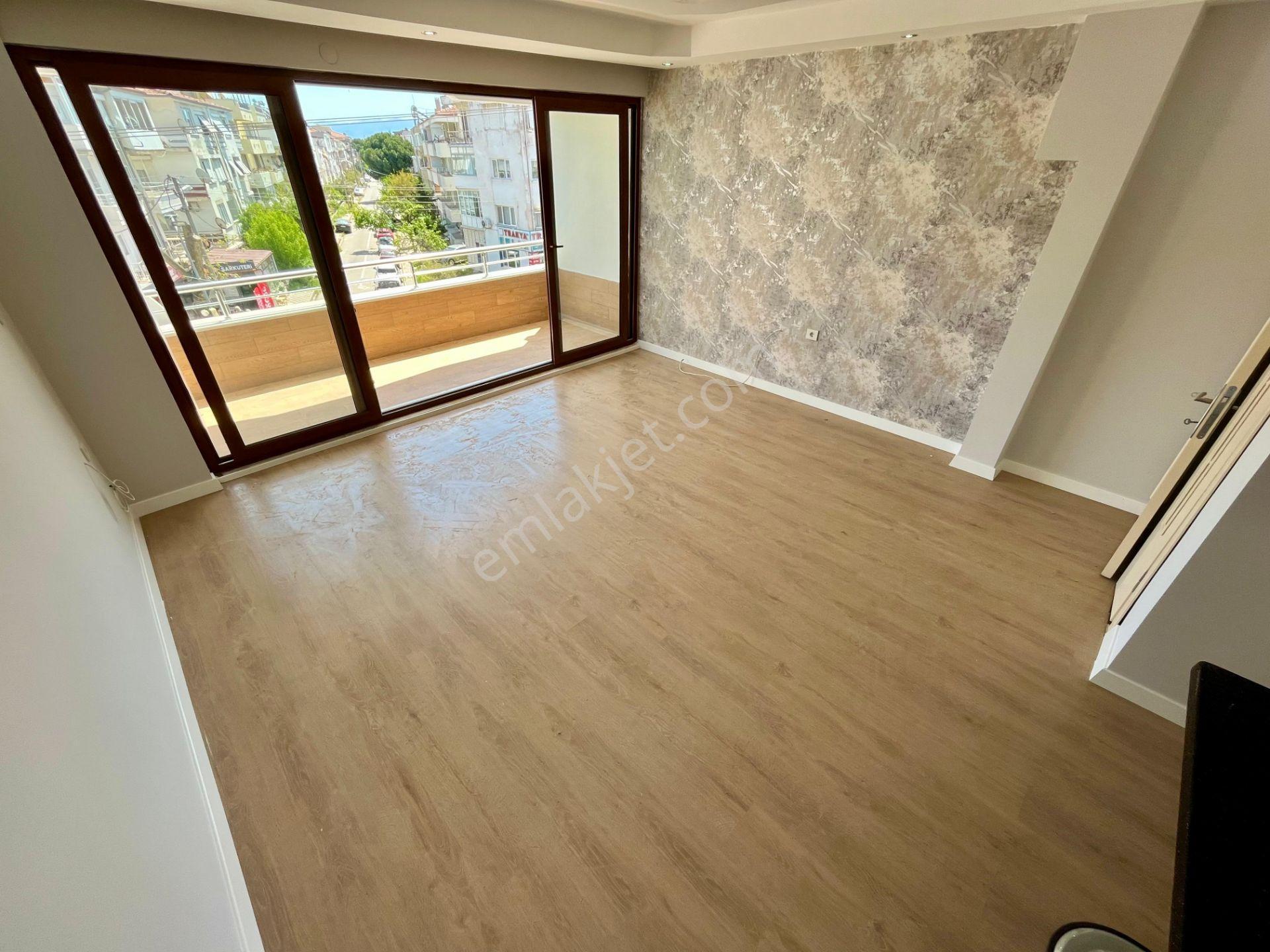 Gümüş'den Akçayın Kalbinde Cadde Üzerinde Denize 300m 2+1 Daire! - Görsel 20