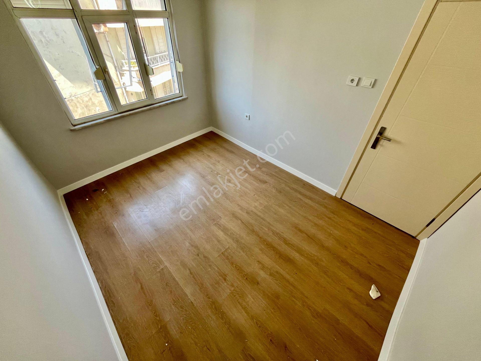 Gümüş'den Akçayın Kalbinde Cadde Üzerinde Denize 300m 2+1 Daire! - Görsel 21