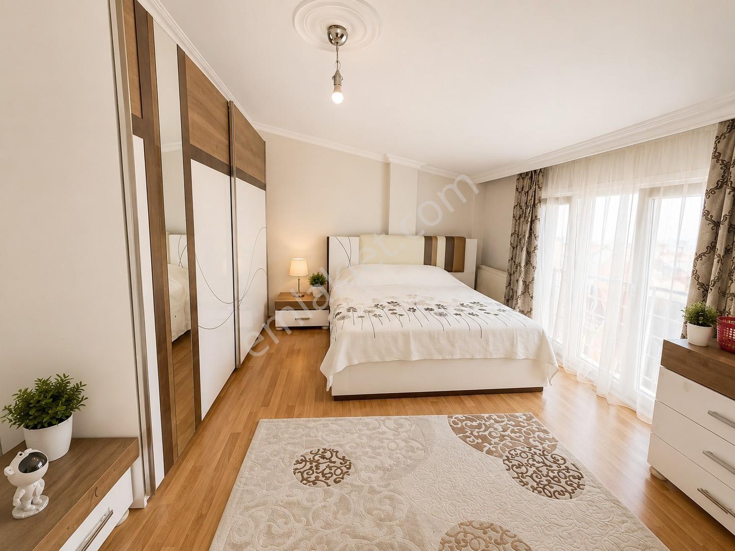 Alban'dan Toriuma 2 Dk Metrobüse 6dk Teraslı 250 M² 4+2 Dubleks - Görsel 20