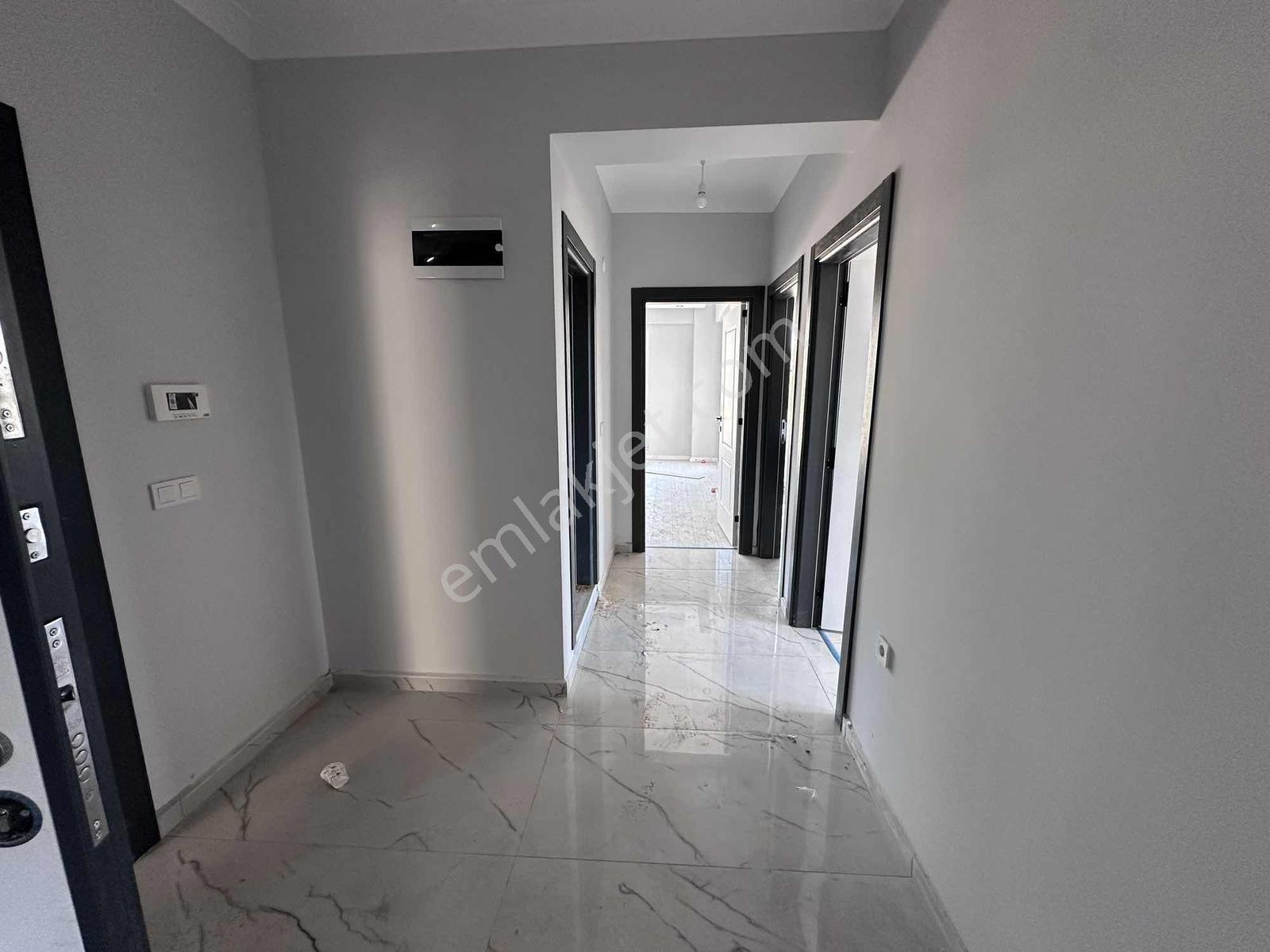 2+1 Büyük Geniş Kaliteli Manzaralı Site İçinde Sıfır Daire - Görsel 12