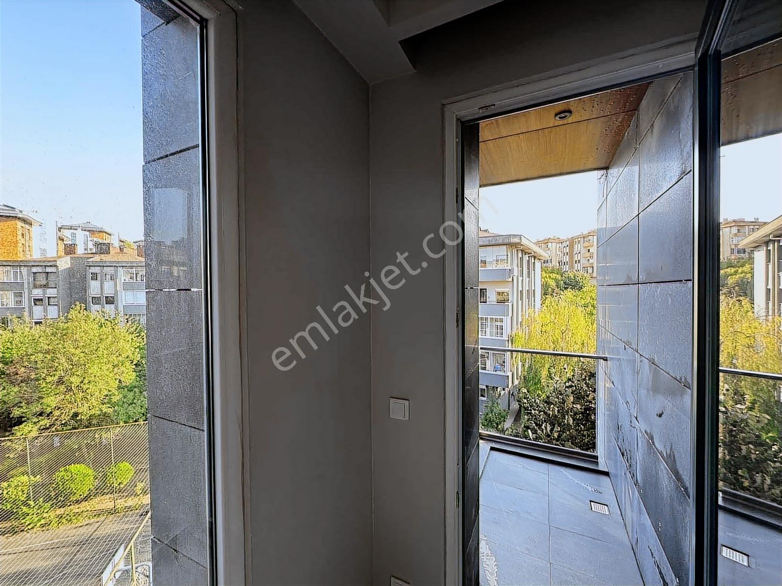 Zekeriyaköy Panorama Home Balkonlu Full Eşyalı 1+1 Kiralık Daire - Görsel 17
