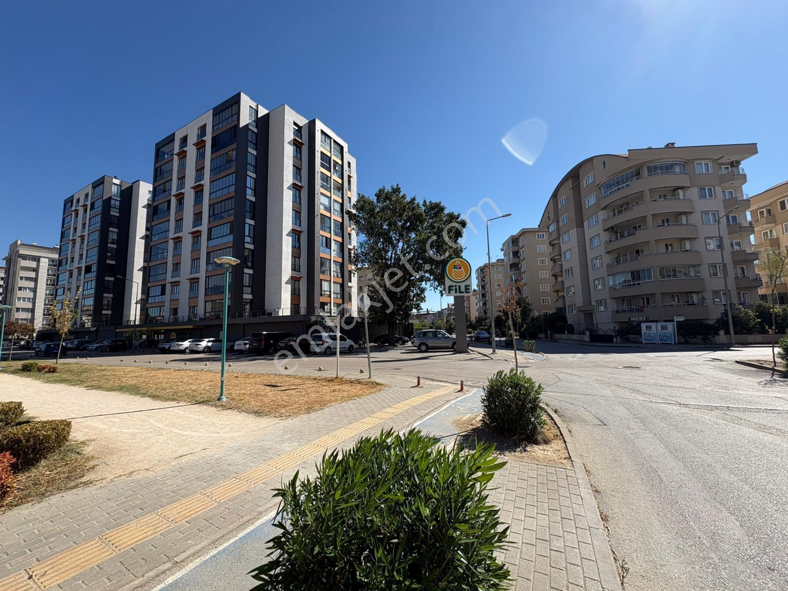 Remax Advantage 'tan Koç İlköğretim Okuluna Yakın Satılık Daire - Görsel 10
