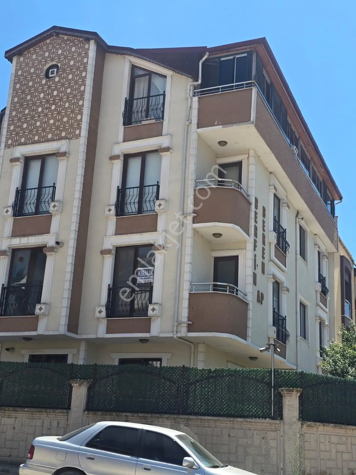 Atalar Mahallesi'nde 3+1 Net 125 M² | Yeni Boyalı | Bahçe İçinde