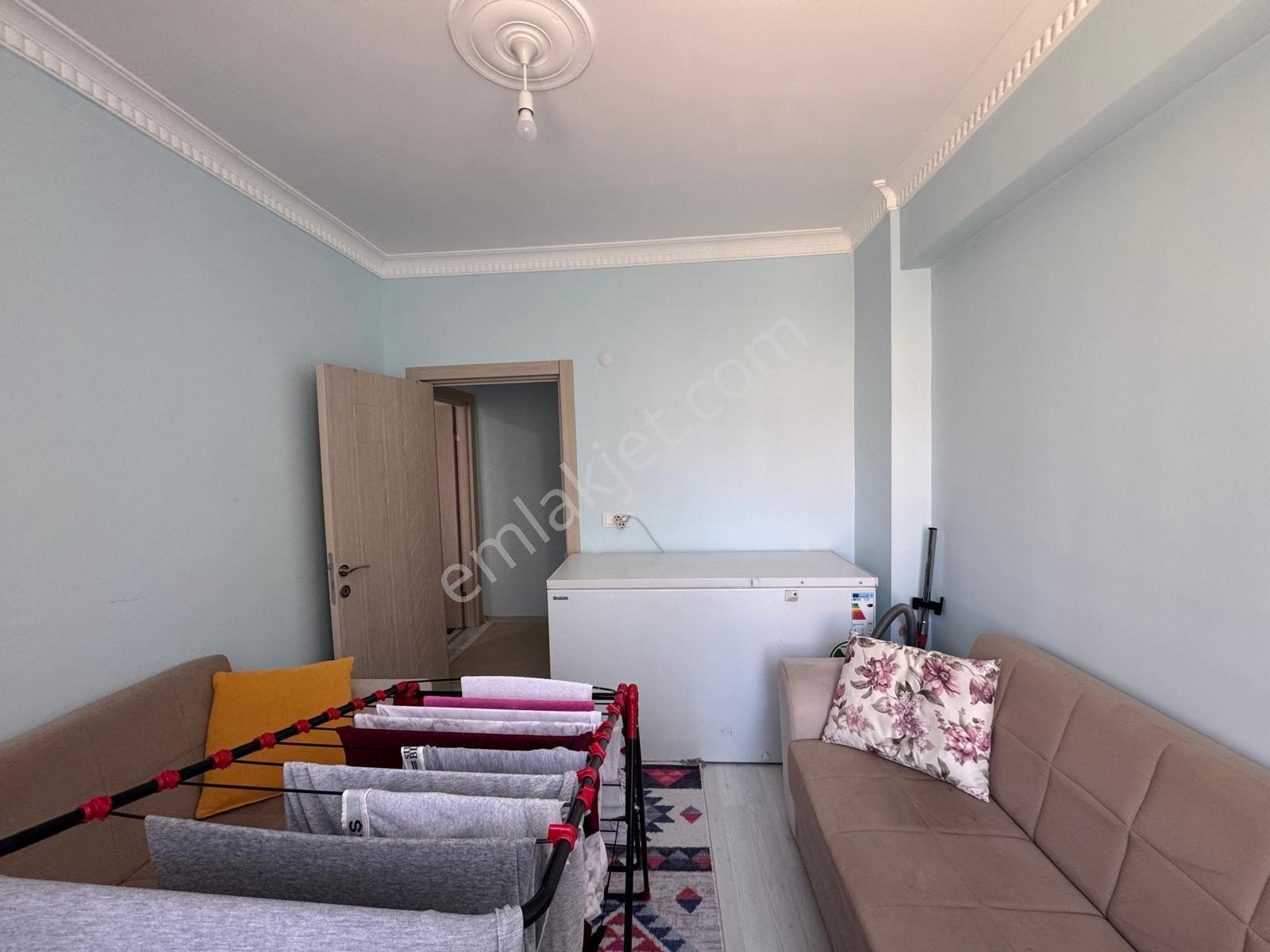 Kumbağ Mahallesinde Ful Eşyalı Denize Yürüme Mesafede 2+1 Daire - Görsel 12