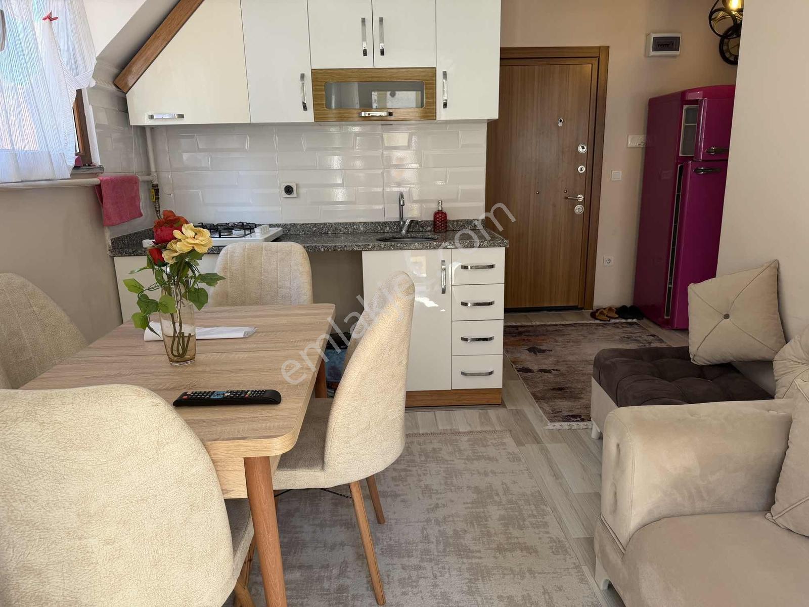 Mecidiyeköy Teraslı 2 + 1 Ferah Asansörlü Kiralık Daire - Görsel 7