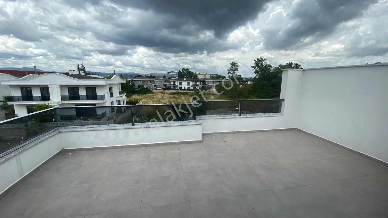Kocaeli Yeniköy'de Triblex 4+1 350 M2 Satılık Lüx Villa - Görsel 19