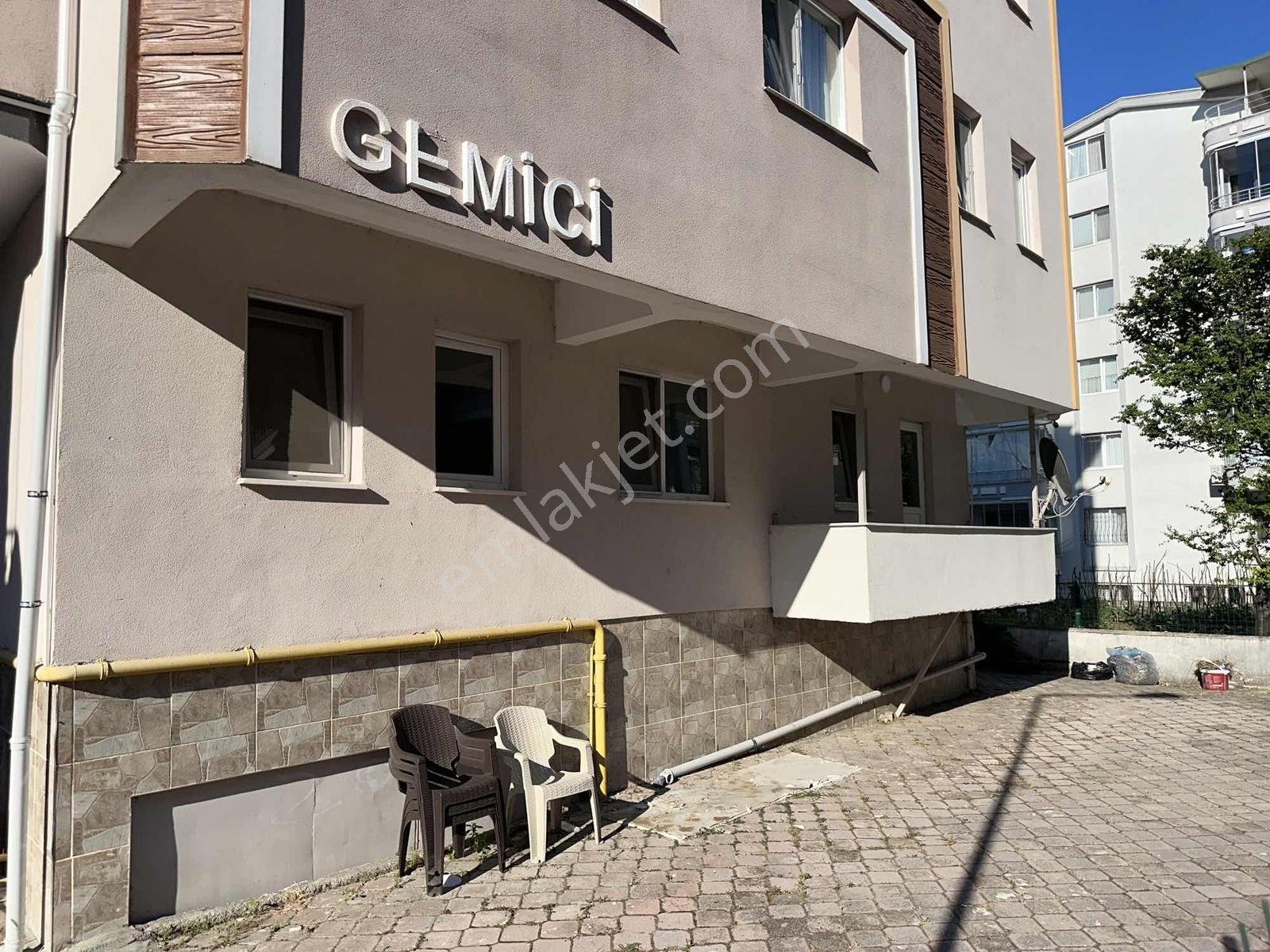 Alan Emlak; Mükemmel Kon, İçi Komple Yapılı Y.giriş Fırsat 2+1 - Görsel 2