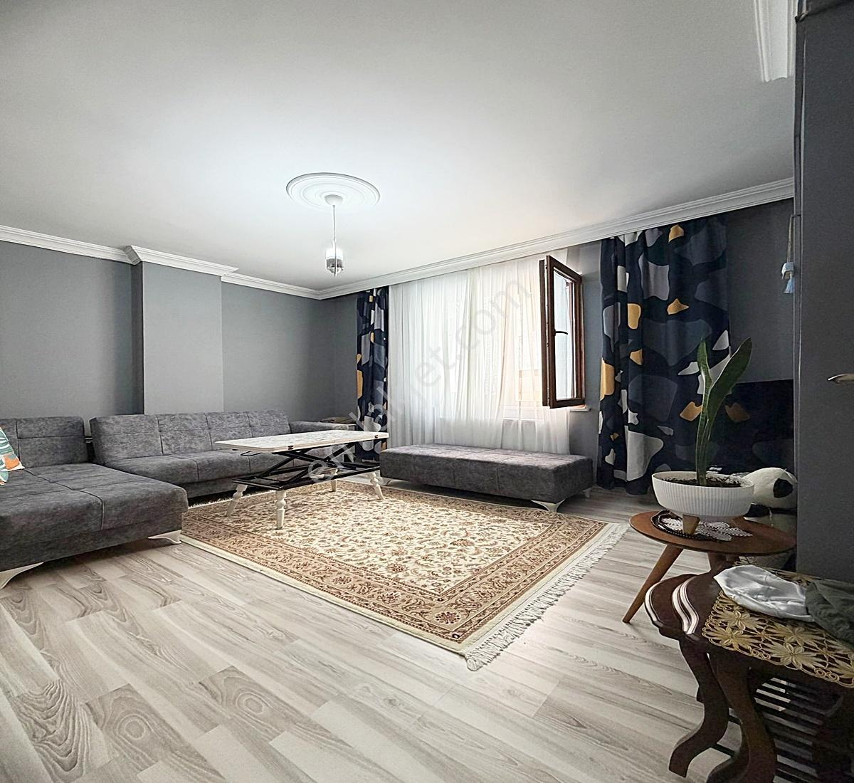 Talatpaşa Mhde Öncephe Karanlık Oda Yok Balkonlu 100m² 2+1 Daire - Görsel 3