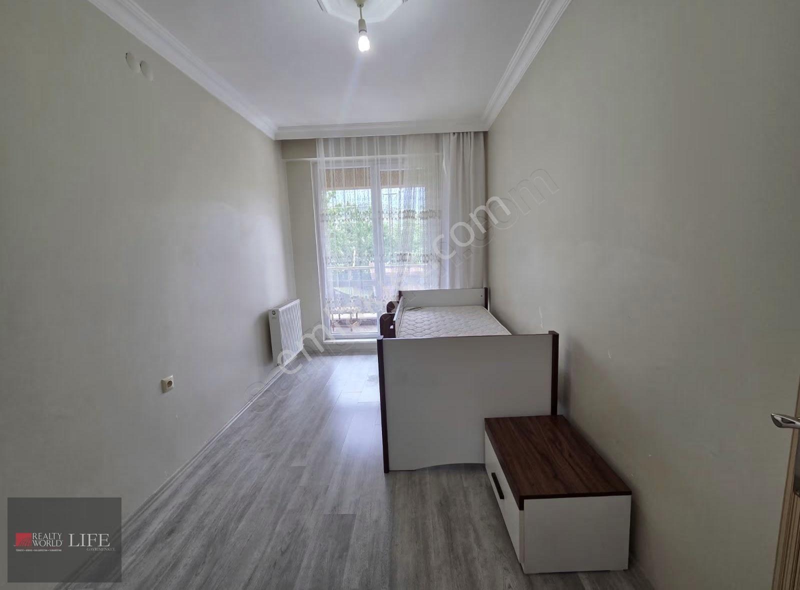 Rw Lıfe // Orhangazi Eşyalı Arakat Önü Açık 2+1 Kiralık Daire - Görsel 28