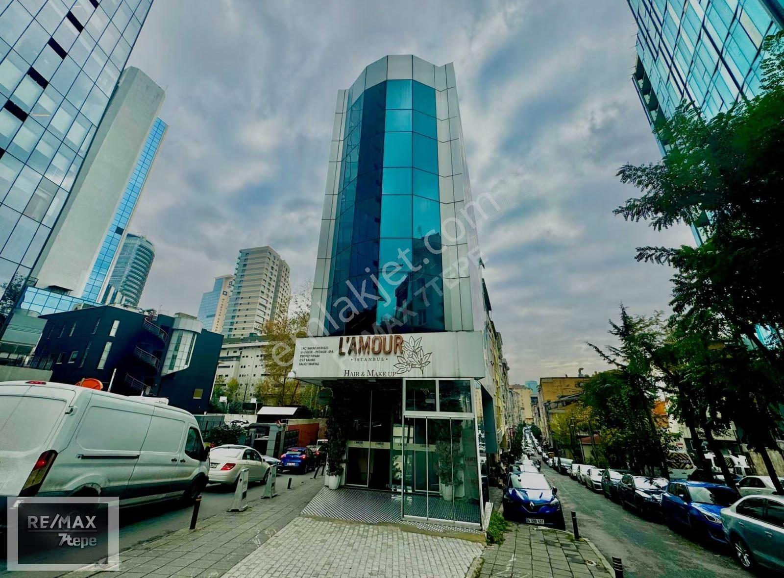 Kanyon Avm Özdılek Park Avmye Komşu Köşebaşı 150 M2 Kıralık Ofıs - Görsel 2
